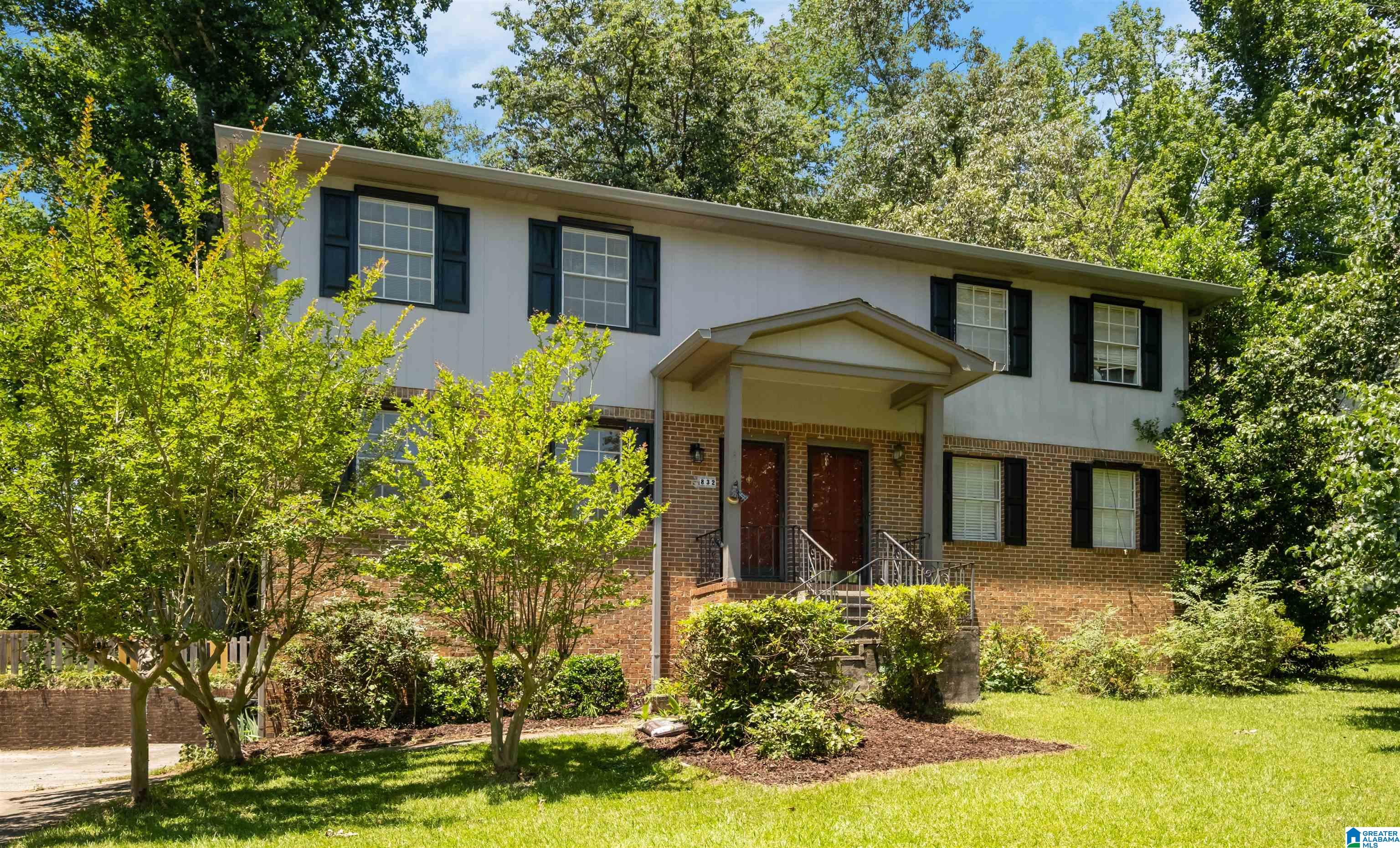832 LINBARD LANE