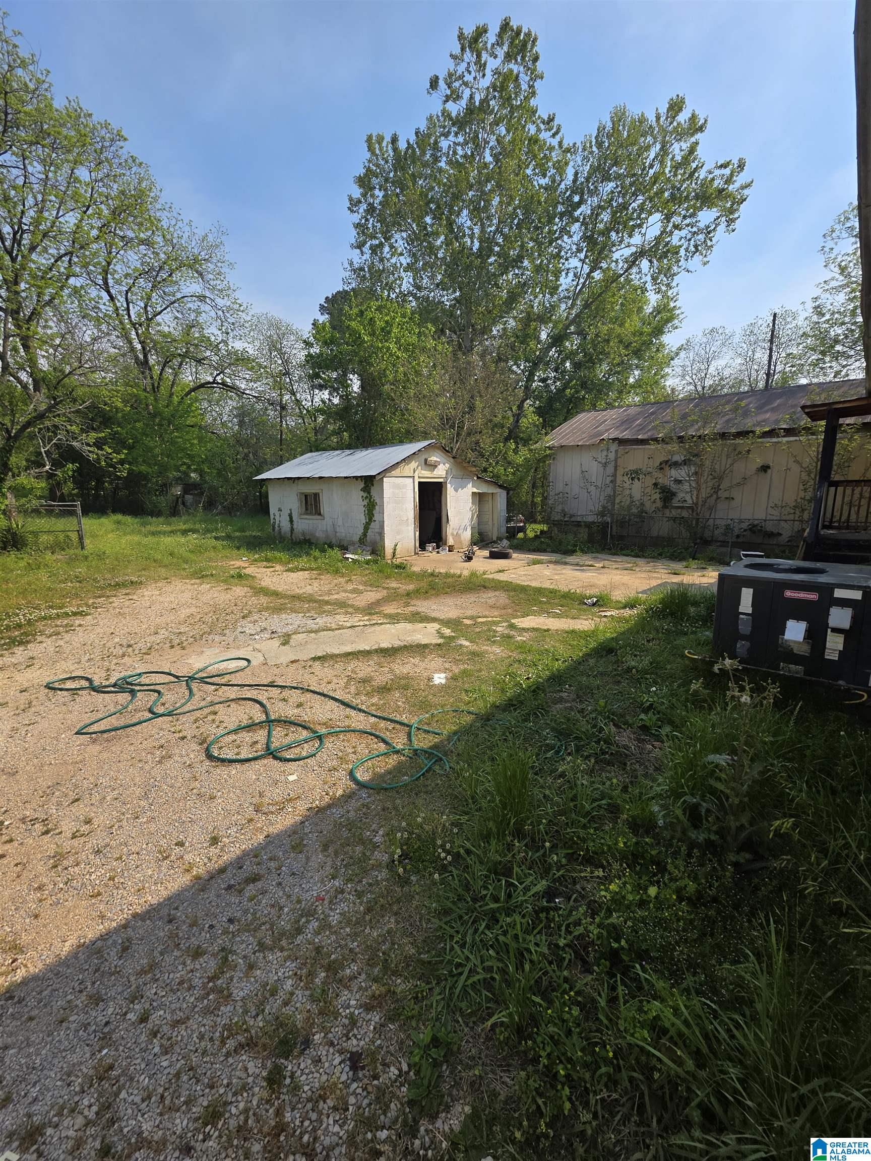 3213 DARTMOUTH AVENUE