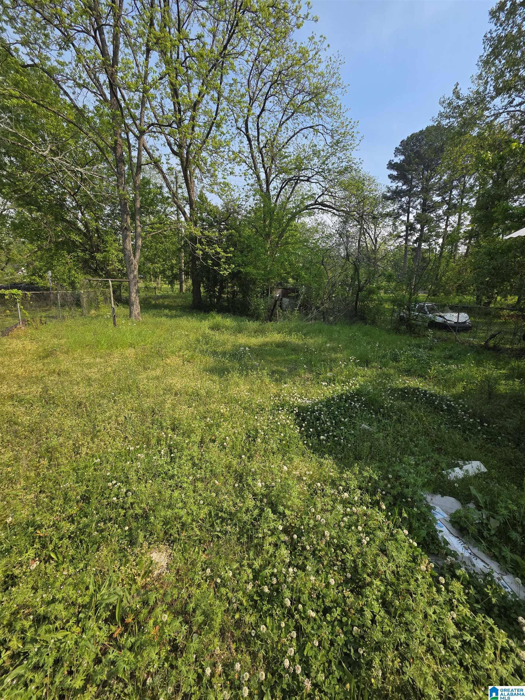 3213 DARTMOUTH AVENUE