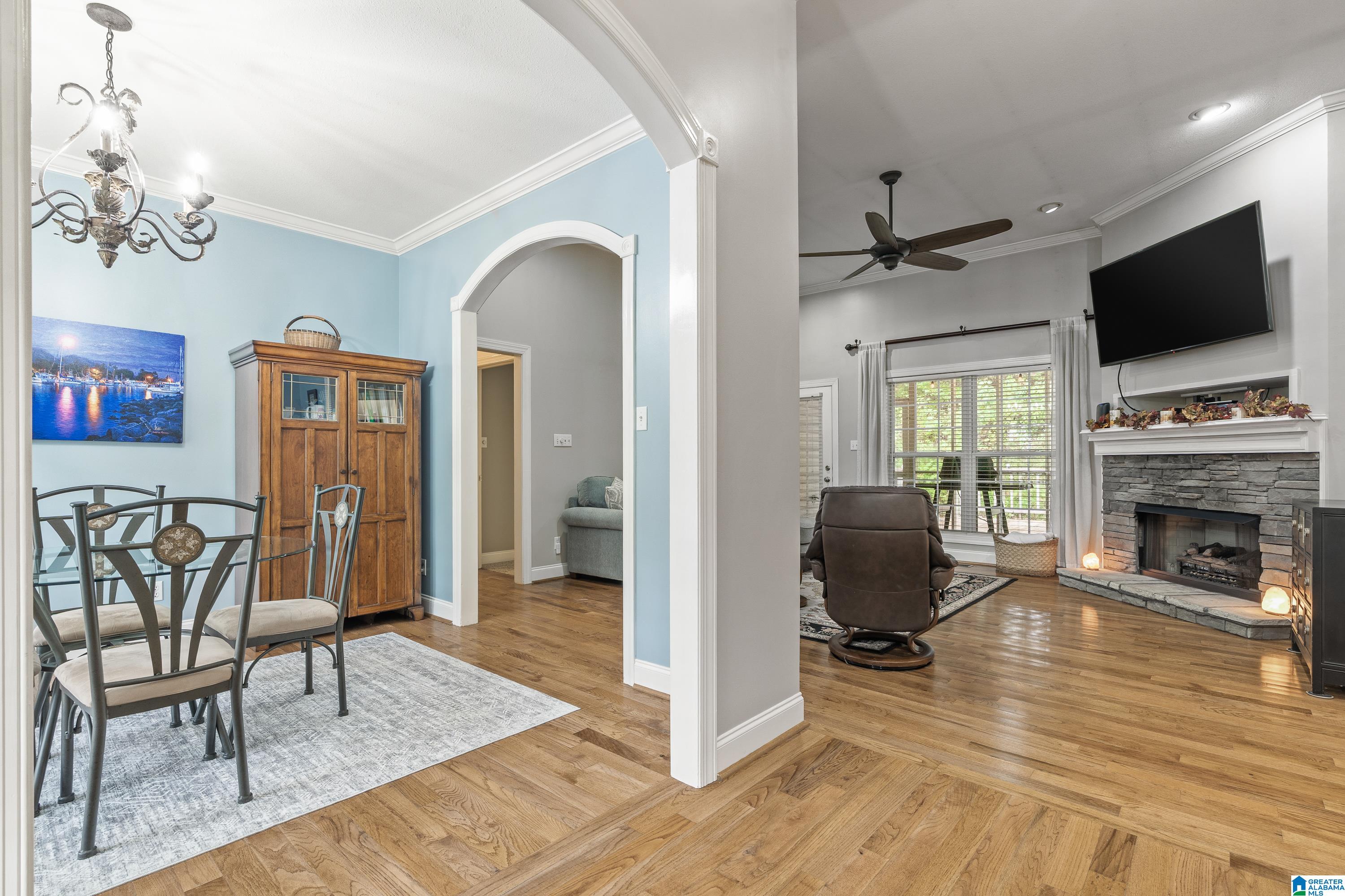390 BEAVER RIDGE CIRCLE