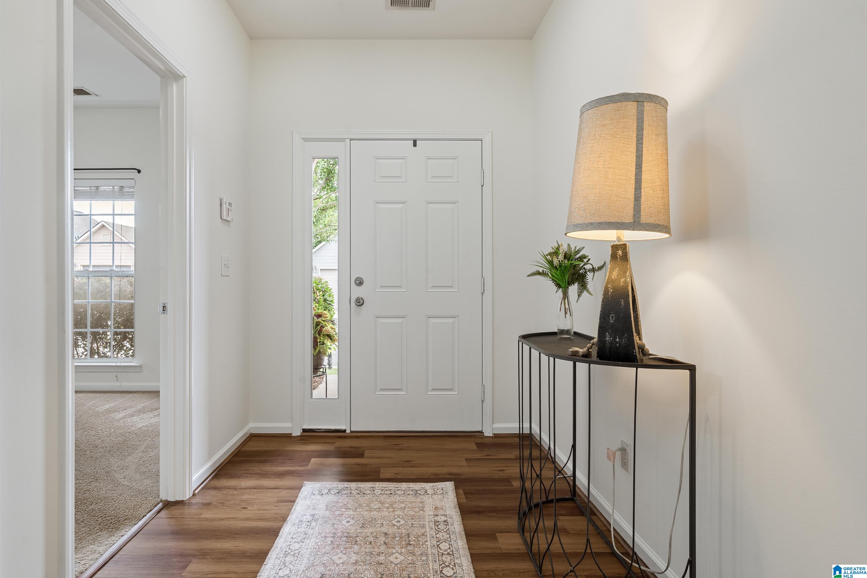 1050 FAIRBANK LANE