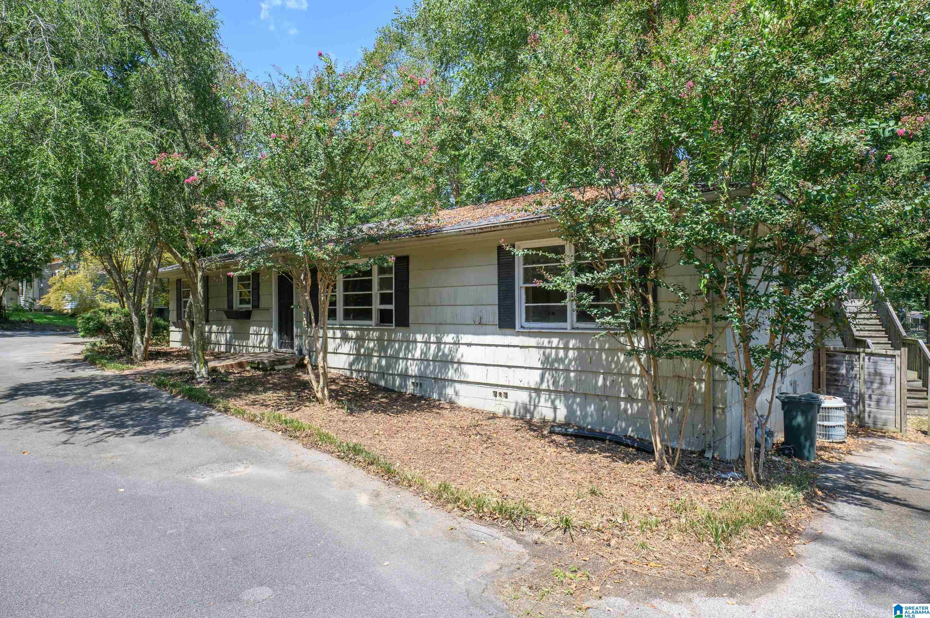 3016 LA HAVEN CIRCLE