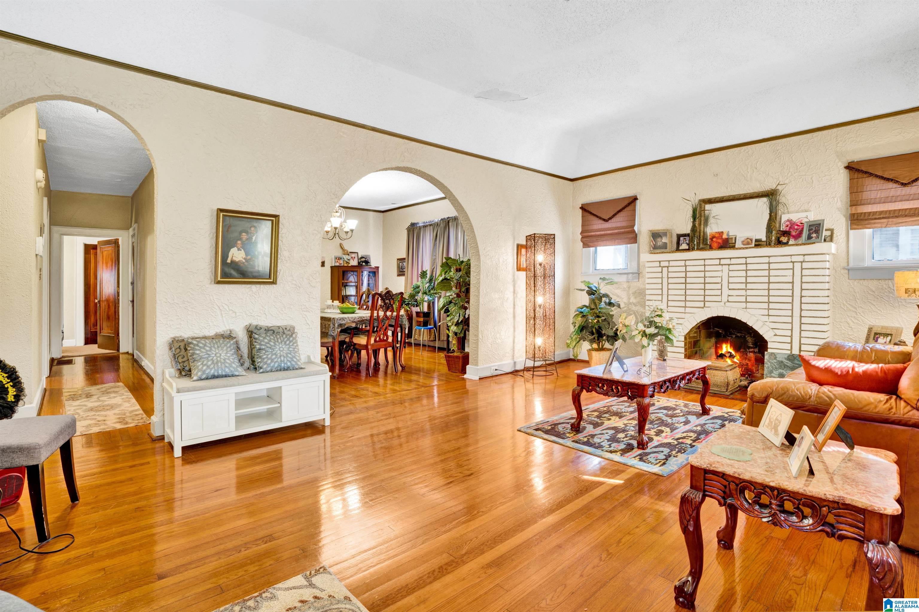 1820 SAINT CHARLES COURT SW