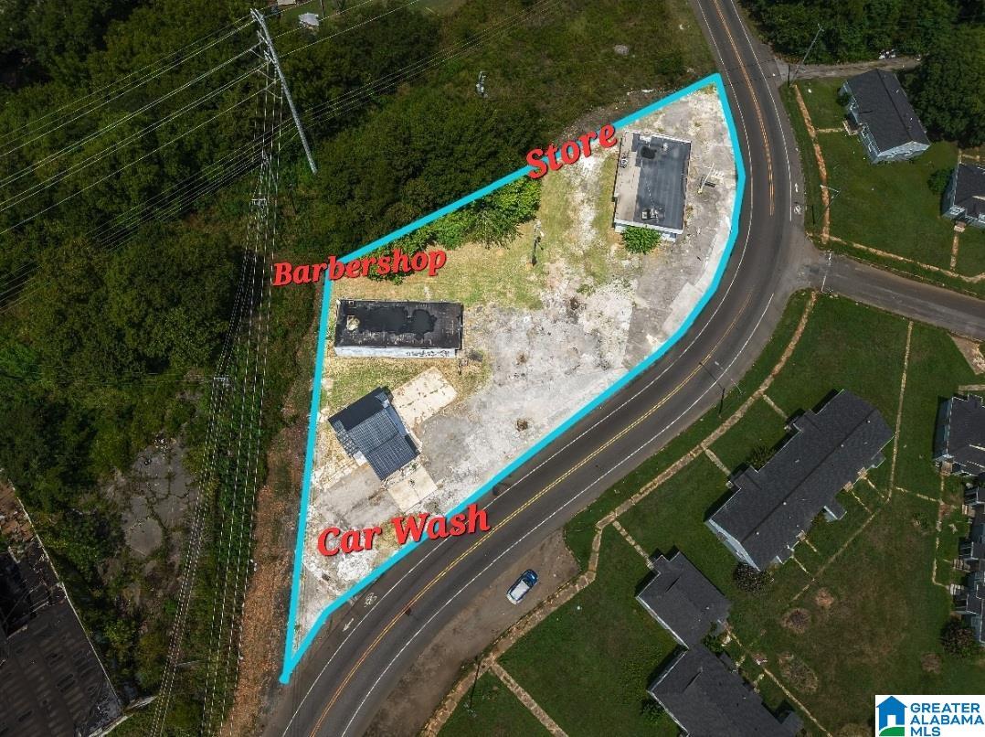 Photo 1 of 25 — 2 SOUTHPARK ROAD SW, BIRMINGHAM, AL 35211