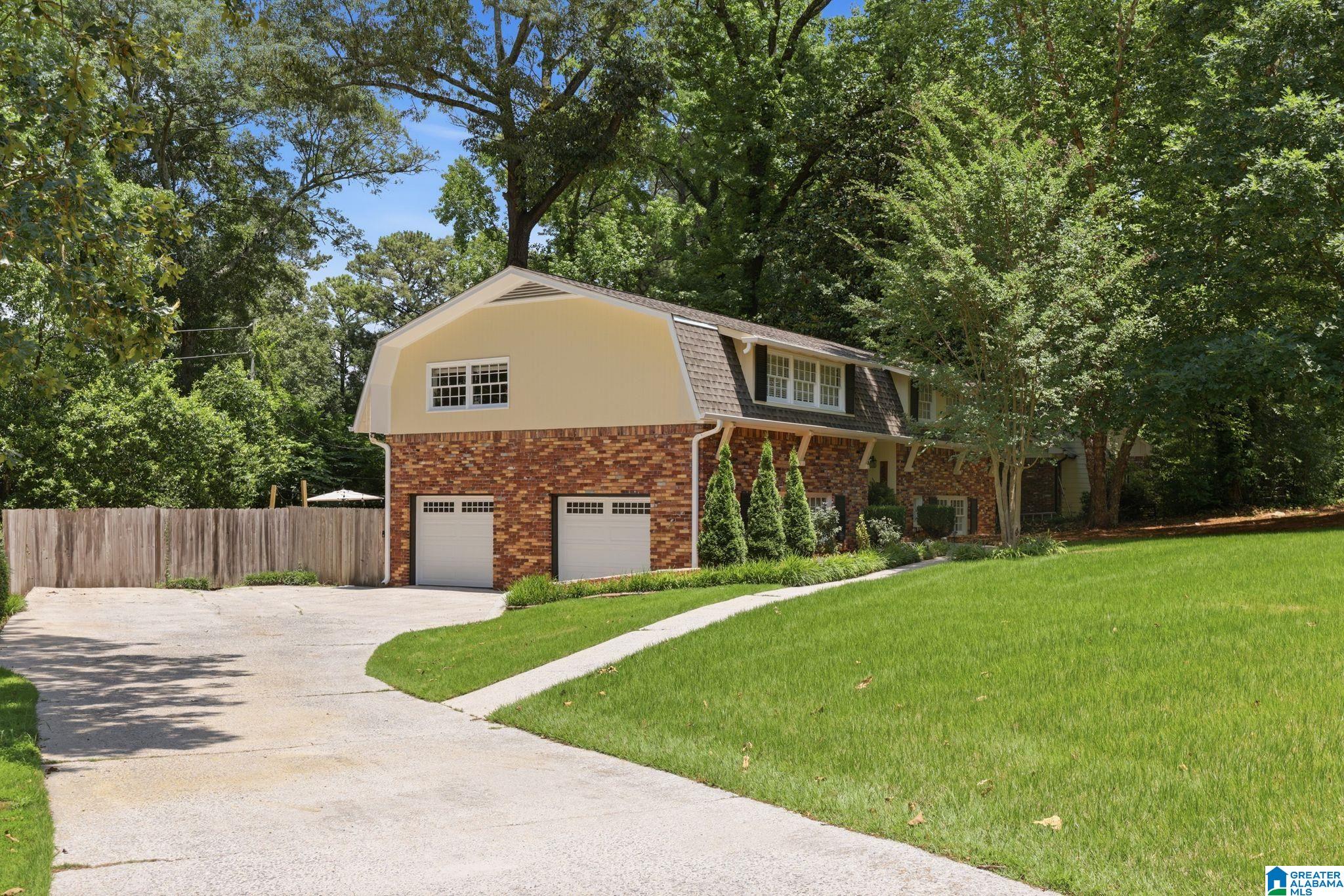 3249 MONTE DORO DRIVE