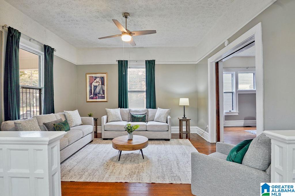 1402 17TH STREET S