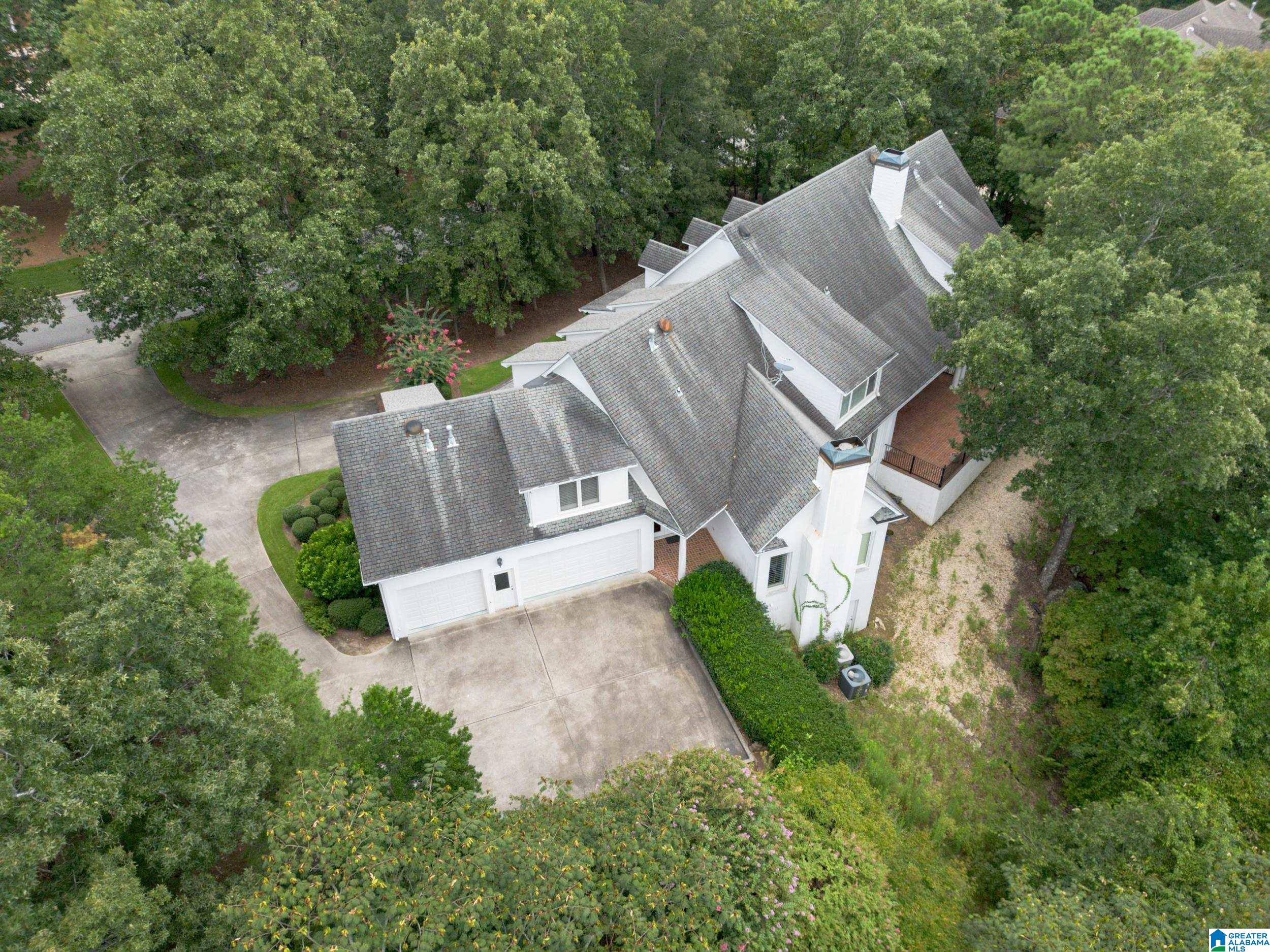 1149 GREYSTONE CREST