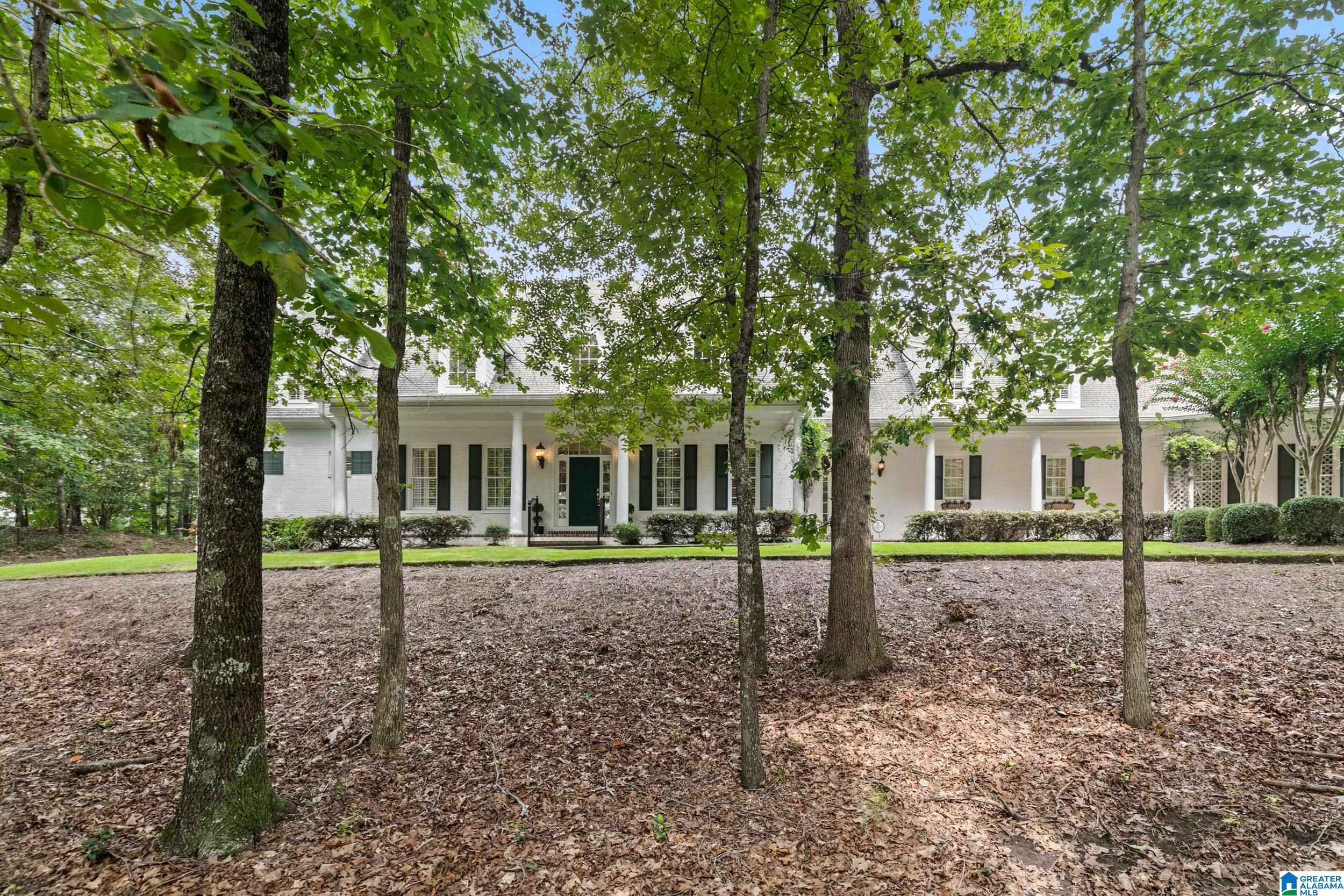 1149 GREYSTONE CREST