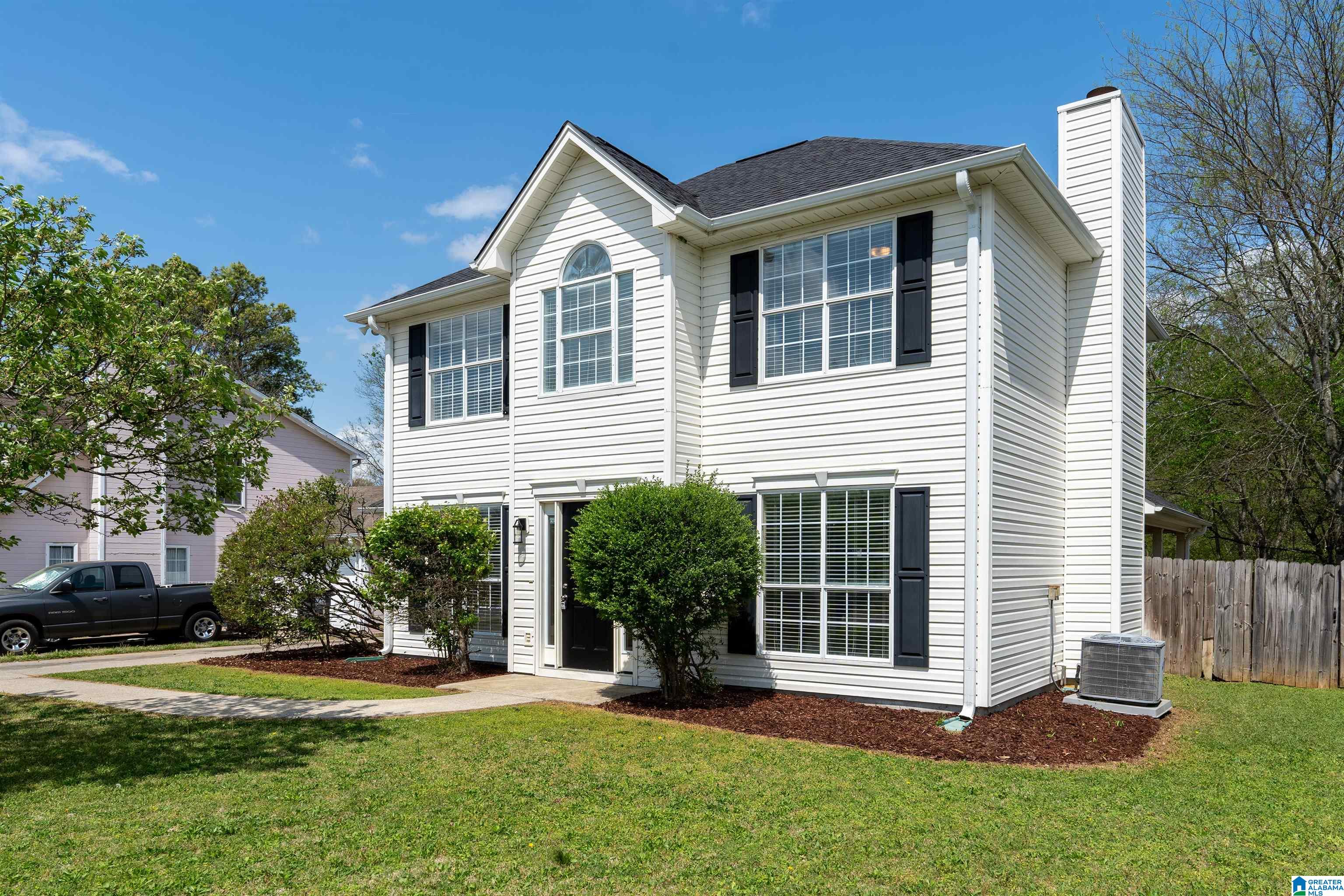 Photo 1 of 26 — 518 LAUREL WOODS TRAIL, HELENA, AL 35080