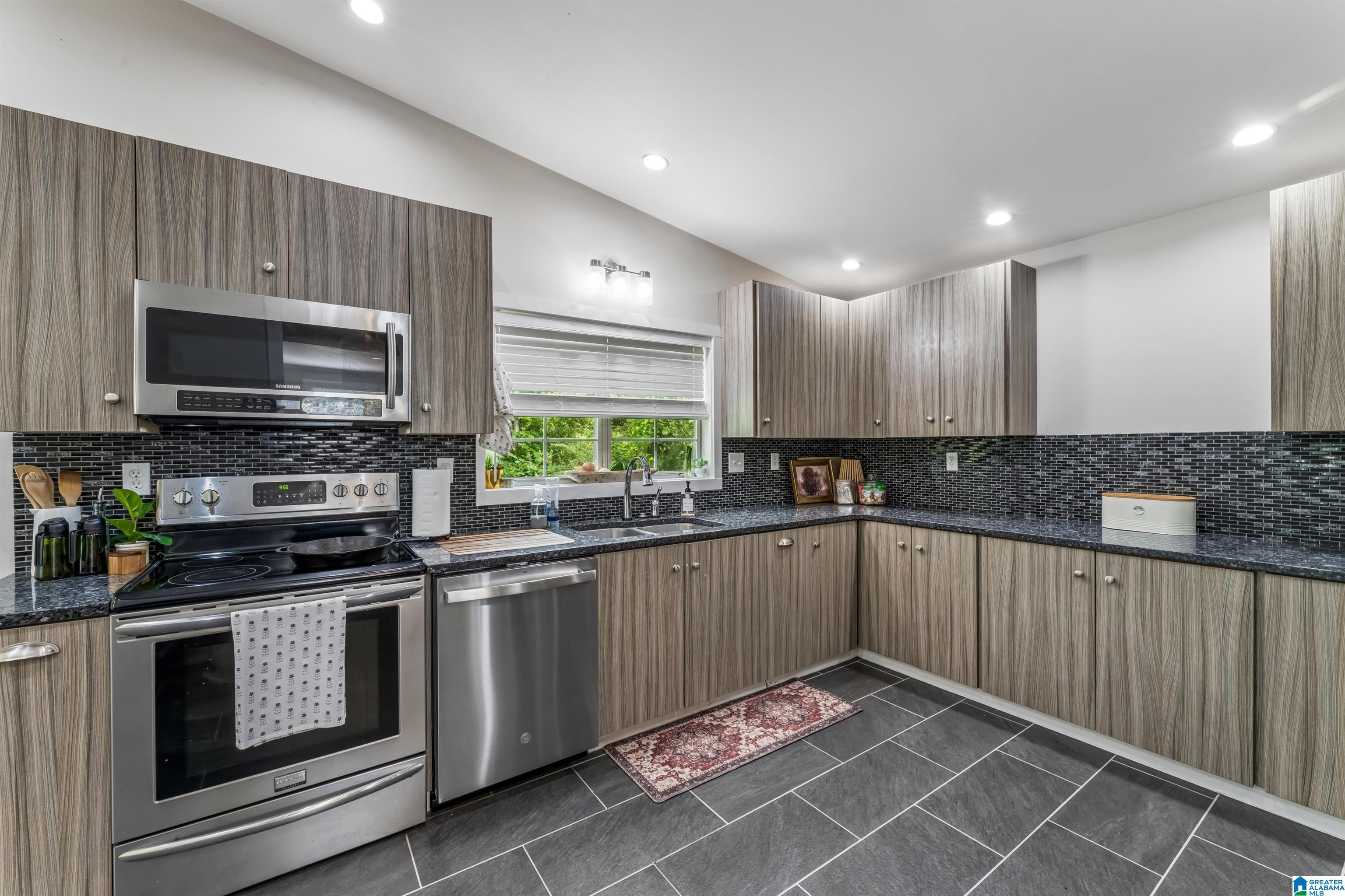 81 SILVER LOOP - Photo 3