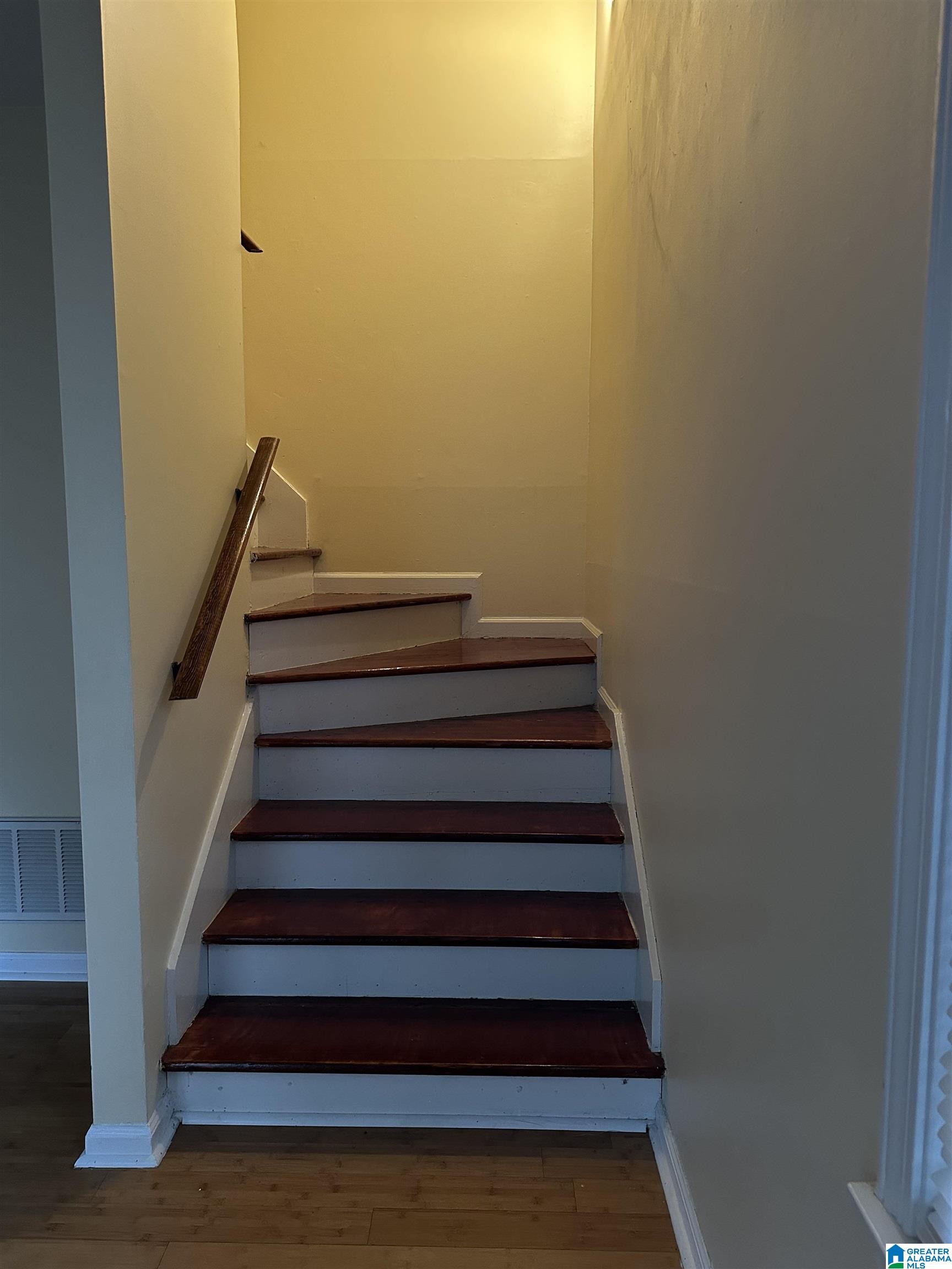 3208 WESTBROOK DRIVE