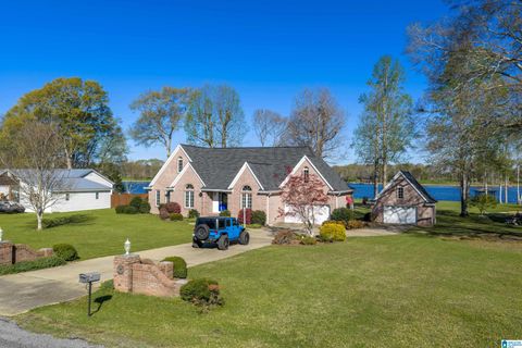 370 JAKE DRIVE SYLACAUGA AL 35151