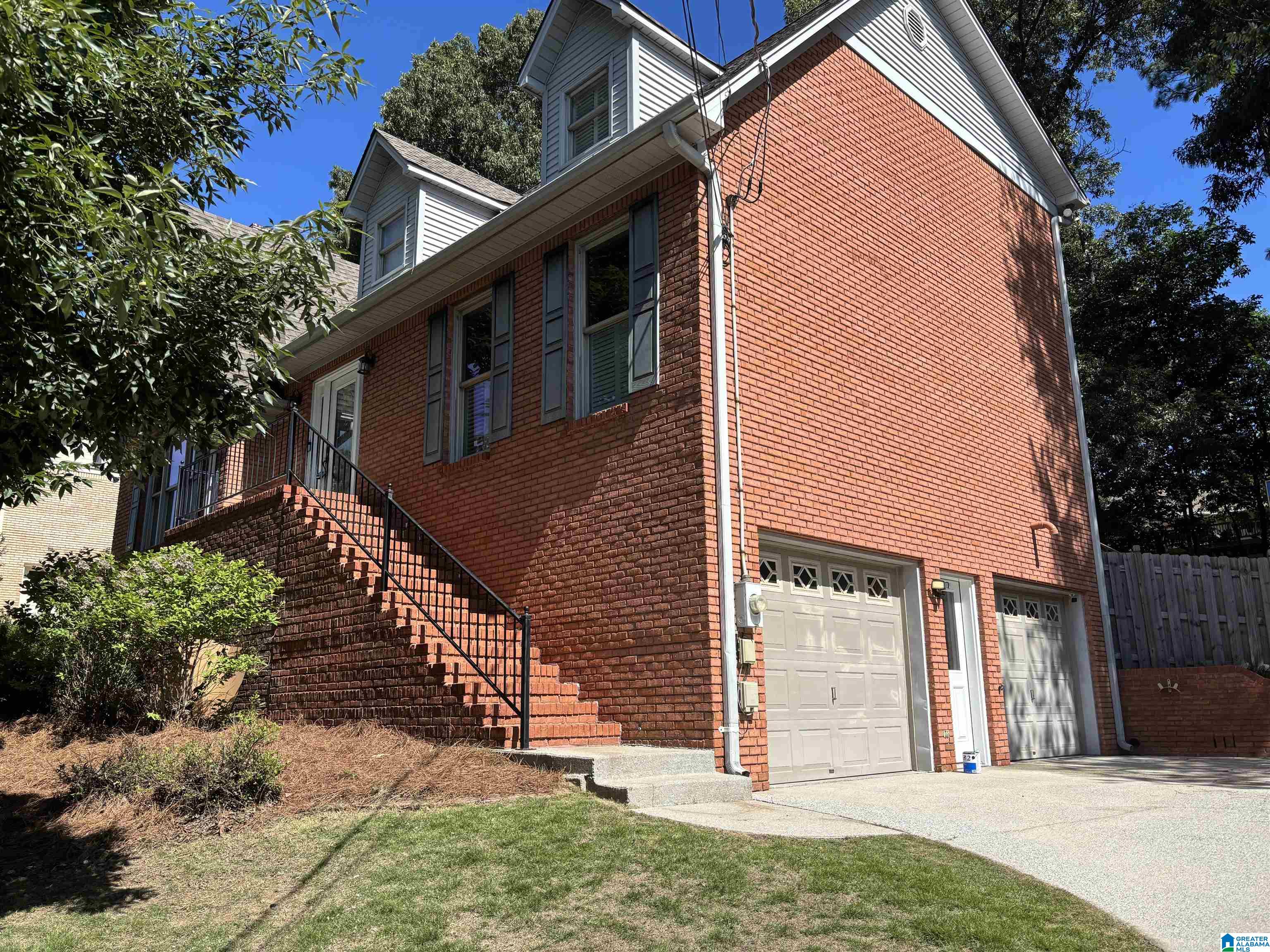 1769 RUSSET WOODS LANE