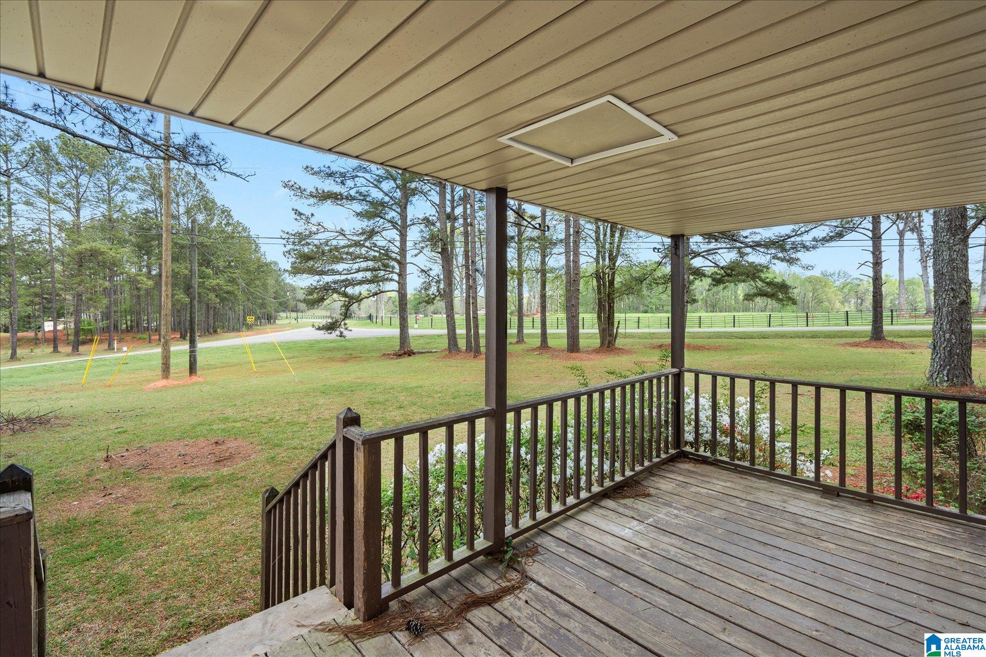 2075 LOUINA ROAD