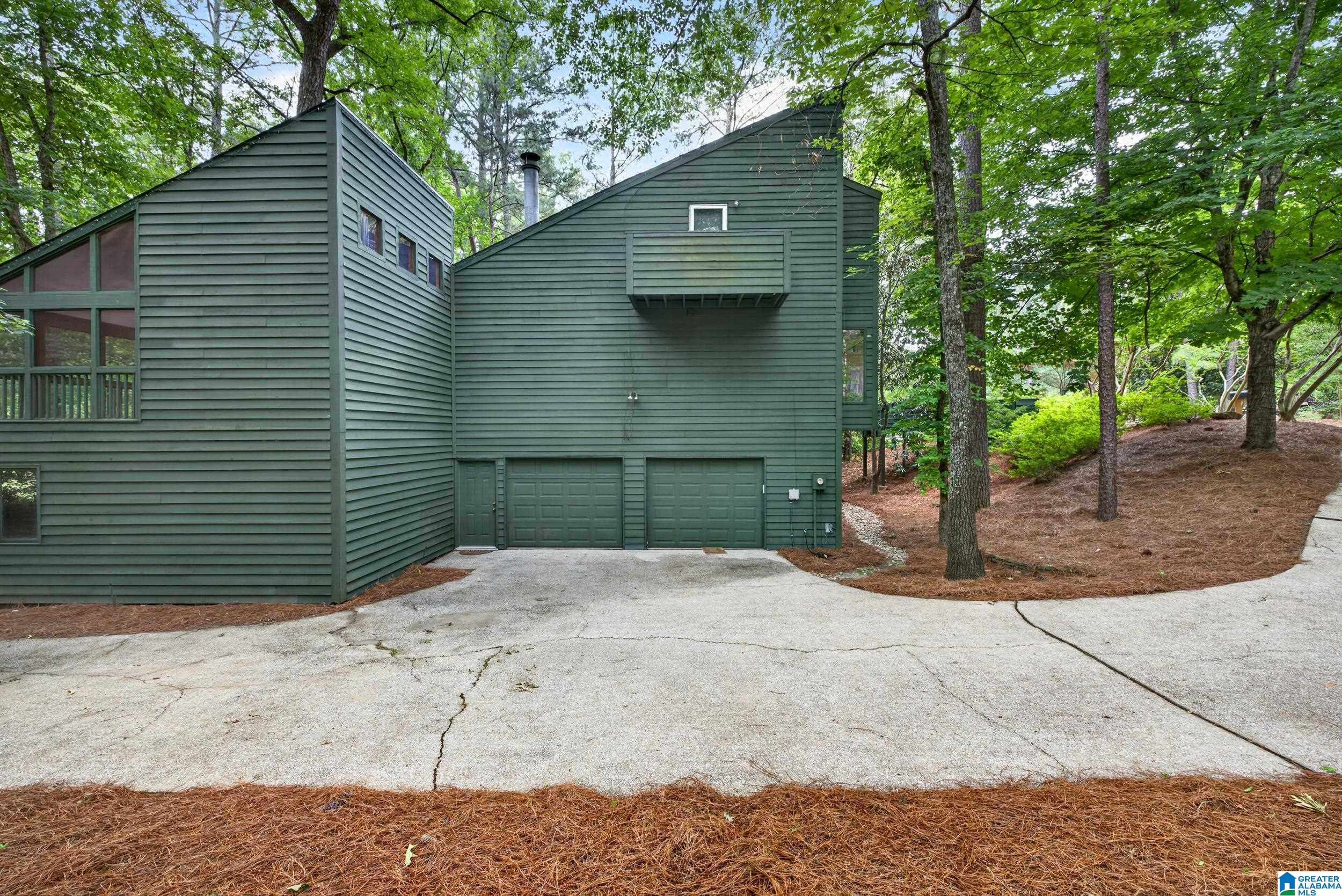 2905 KIRKCALDY LANE