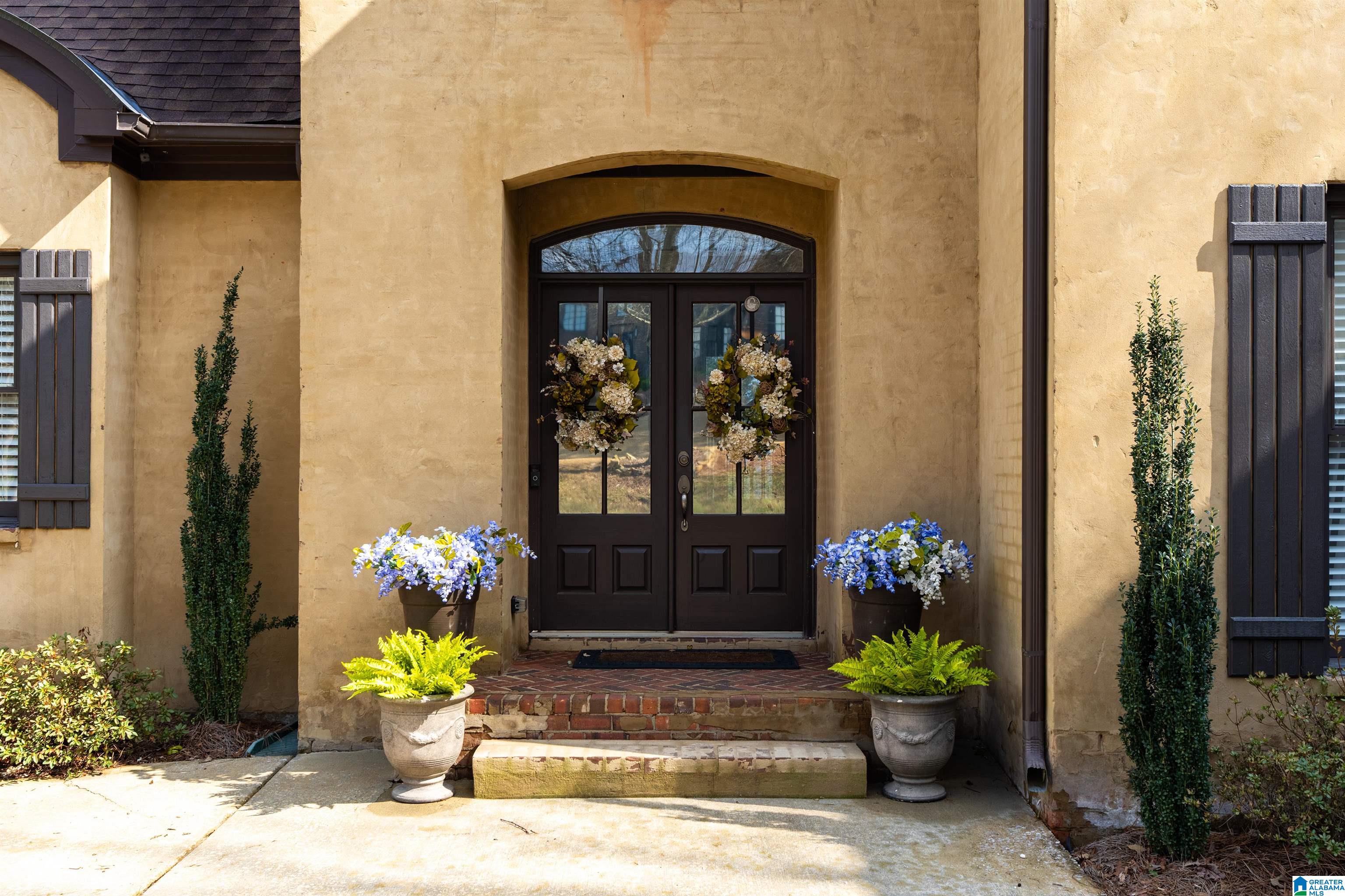 2166 LAKEVIEW TRACE