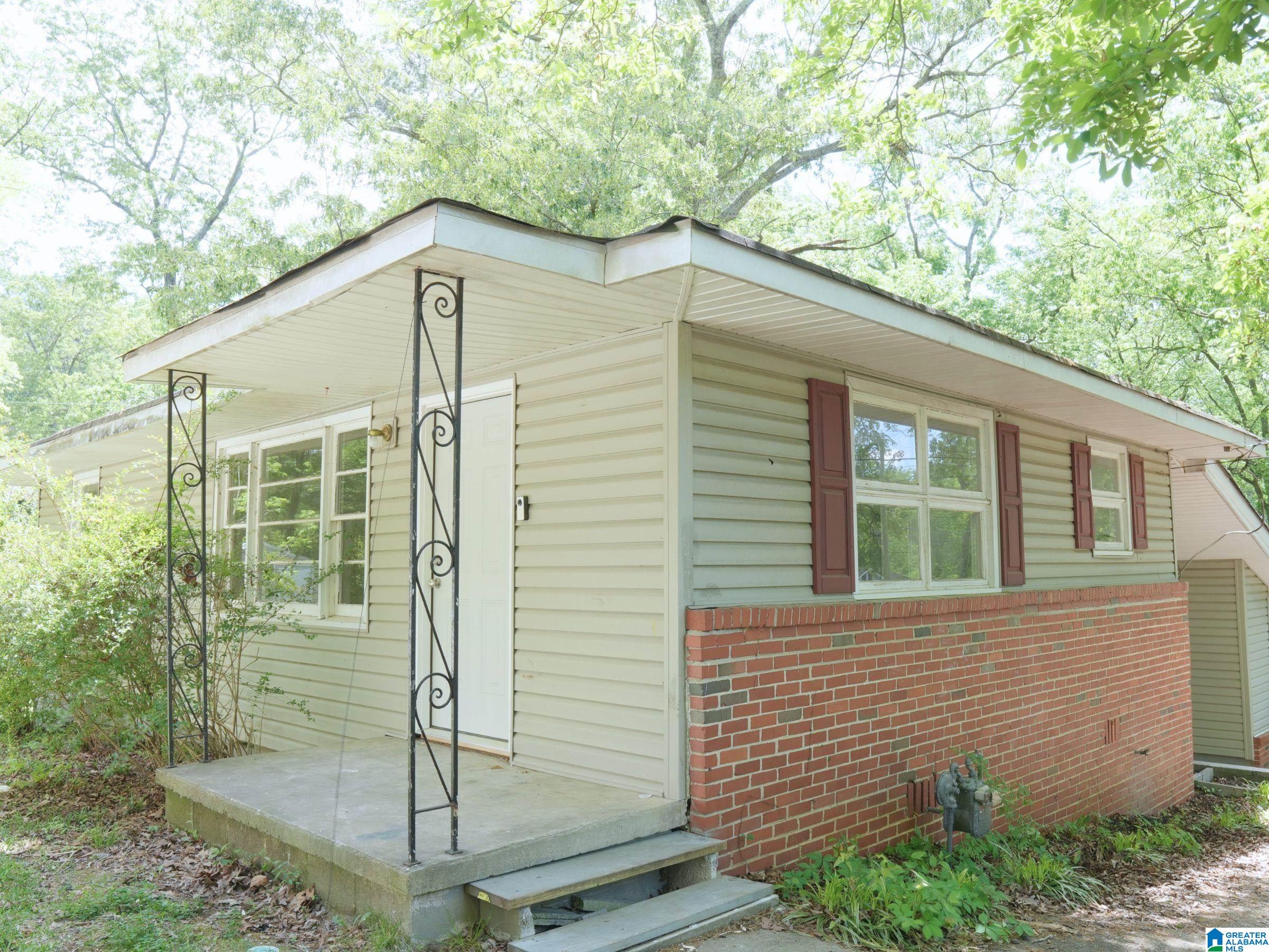 1213 BIRCHWOOD STREET