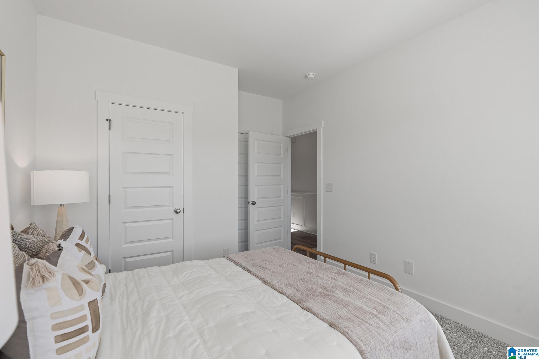 190 BELLEHURST DRIVE