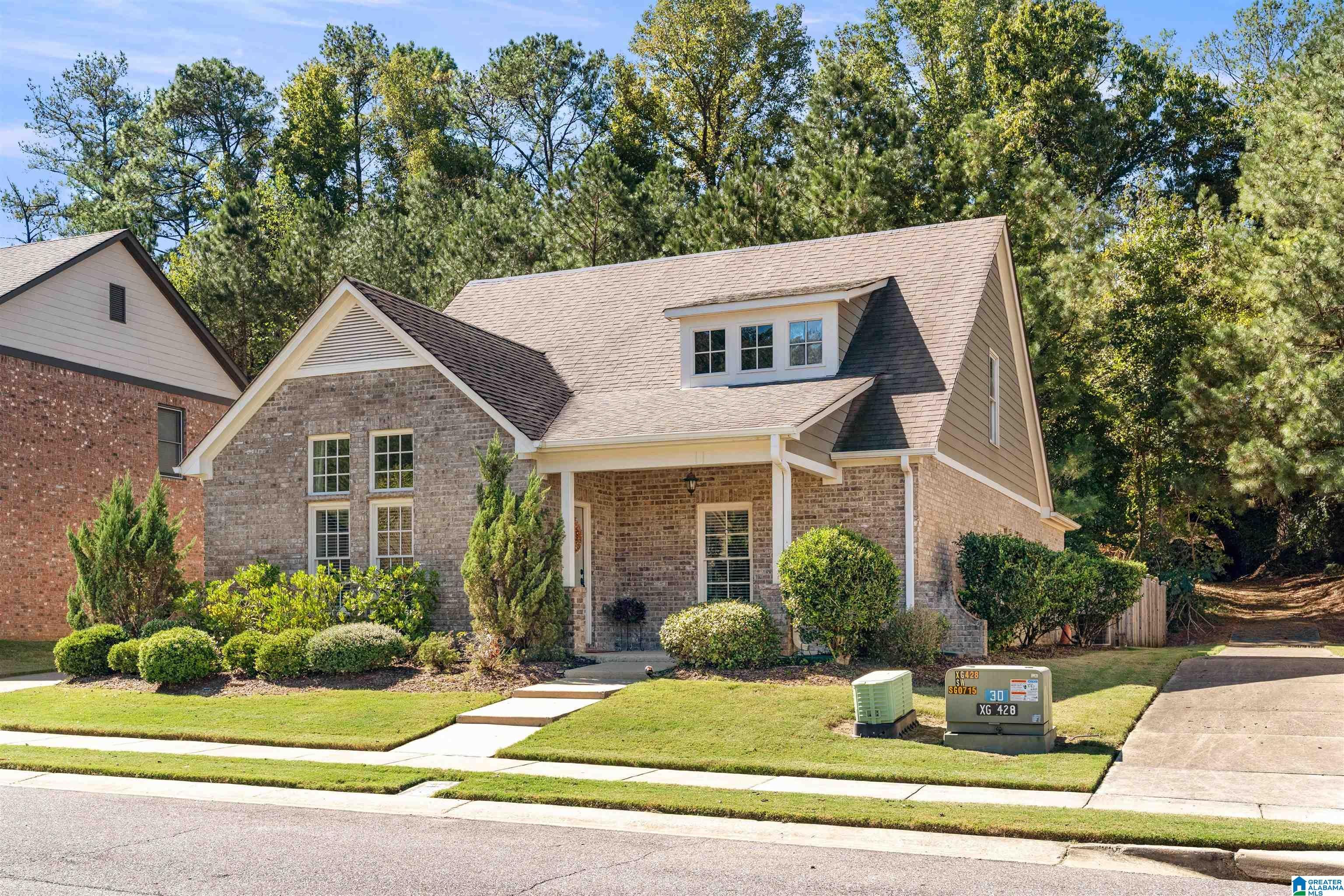 1719 CREEKSIDE DRIVE