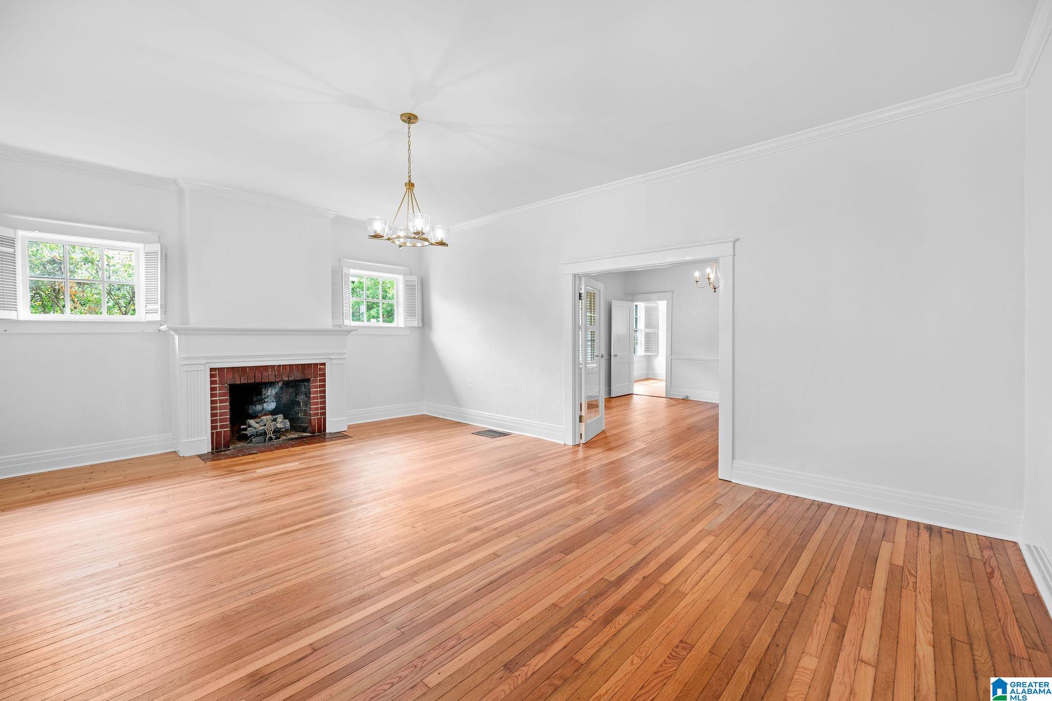1531 7TH STREET