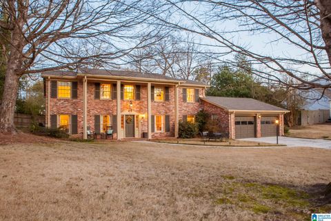 1347 BADHAM DRIVE VESTAVIA HILLS AL 35216