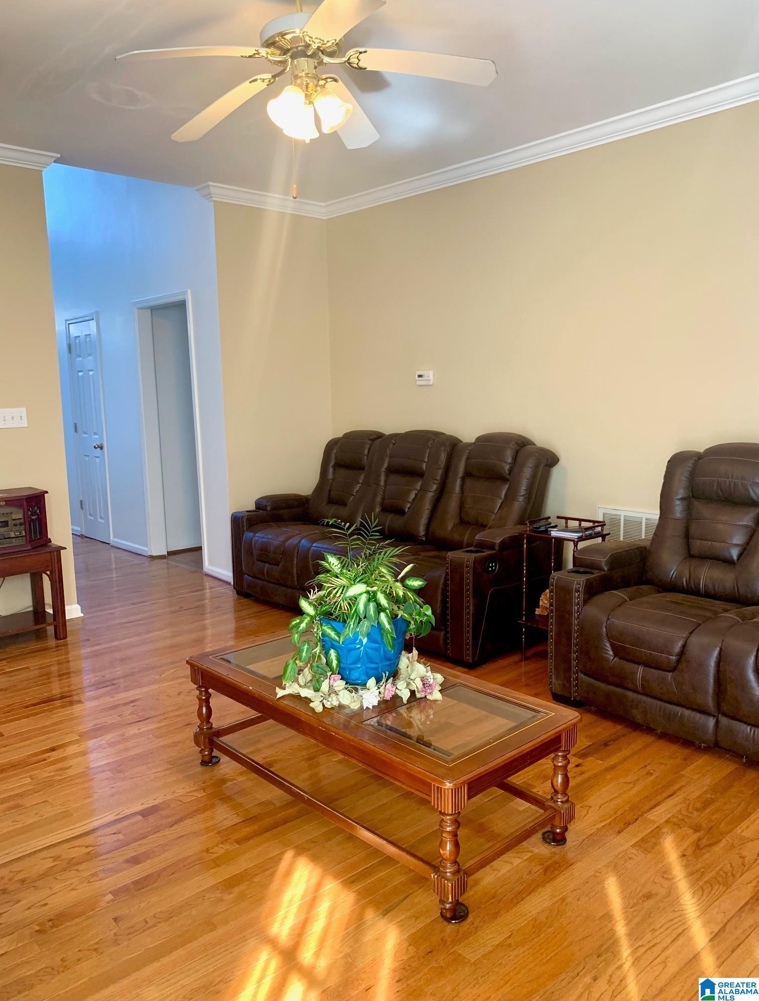 196 KING JAMES COURT