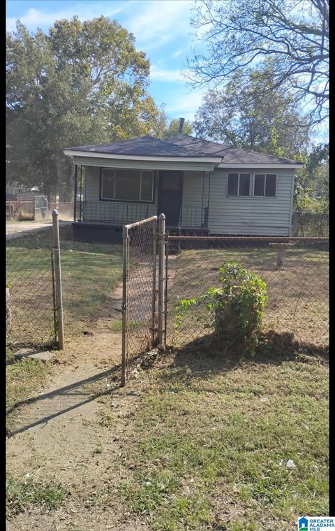 5609 AVENUE C LIPSCOMB AL 35020