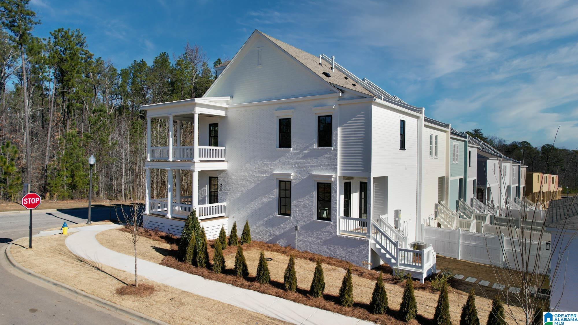 496 PRESERVE PARKWAY