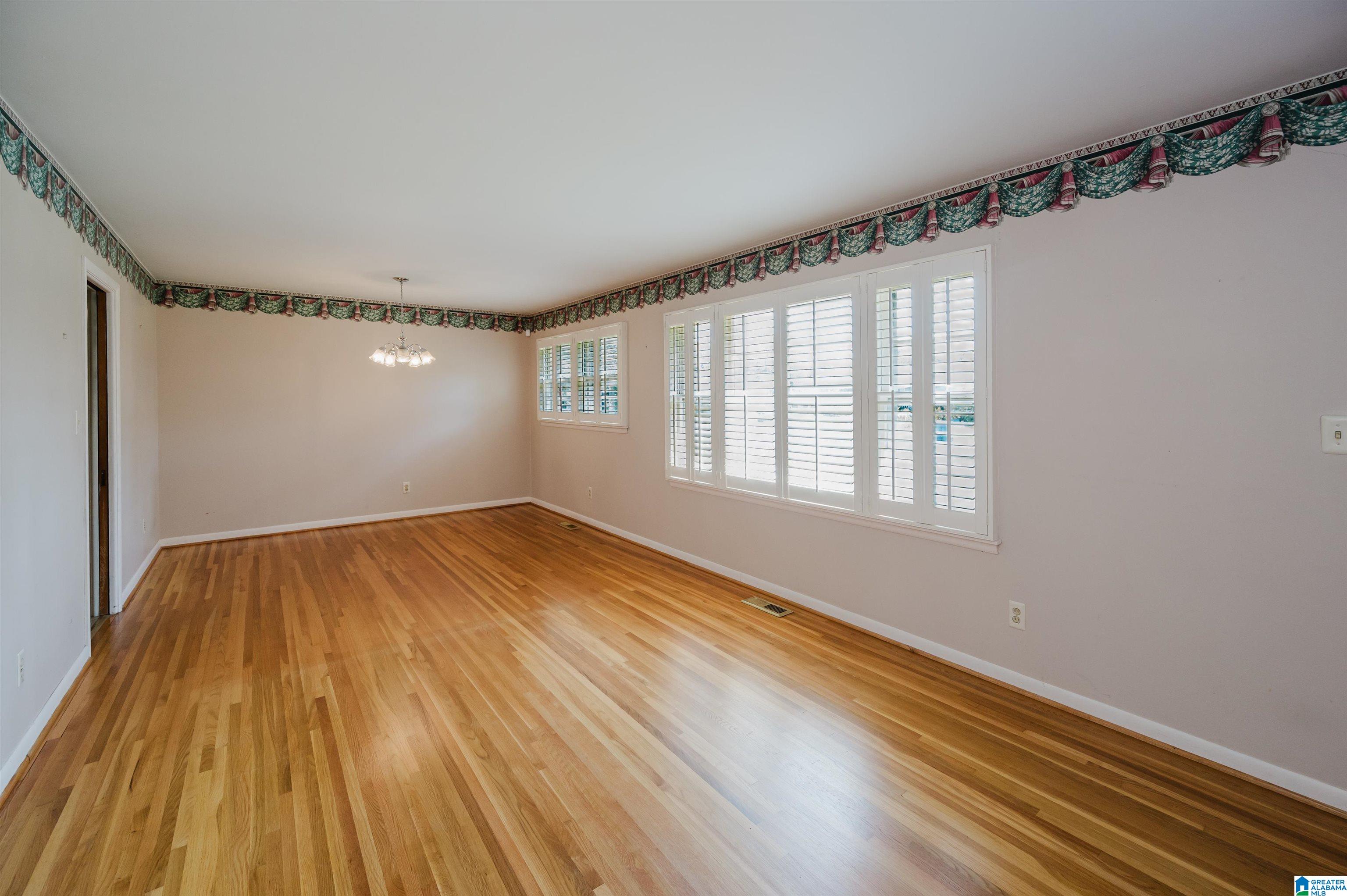 148 RIDGEMOOR DRIVE