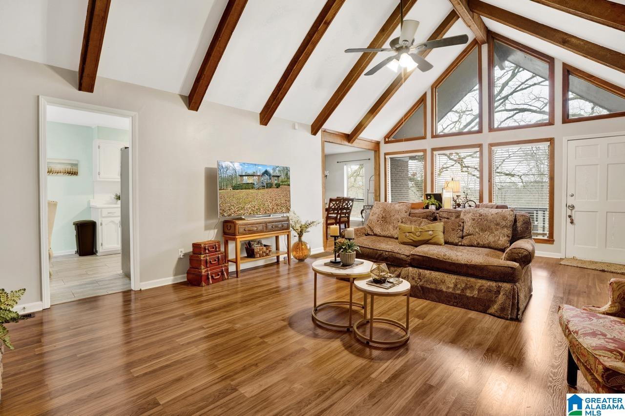 1110 ROCK CREST DRIVE