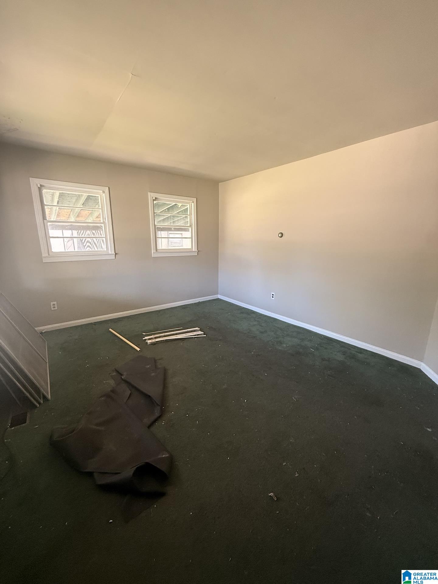 40 WASHINGTON SQUARE