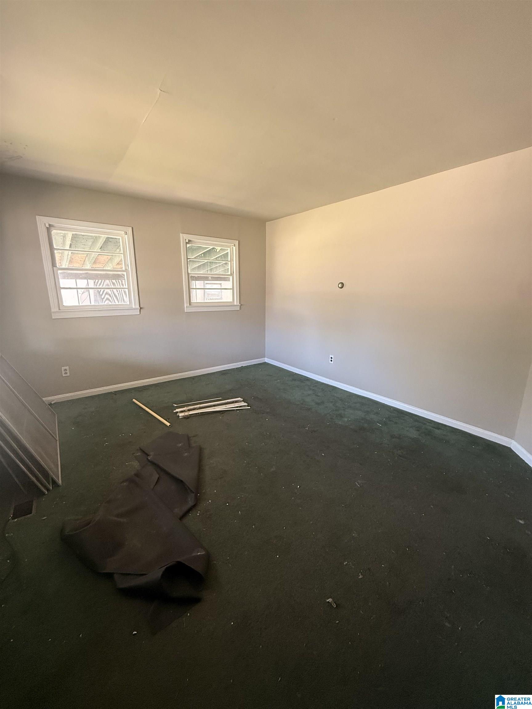 40 WASHINGTON SQUARE