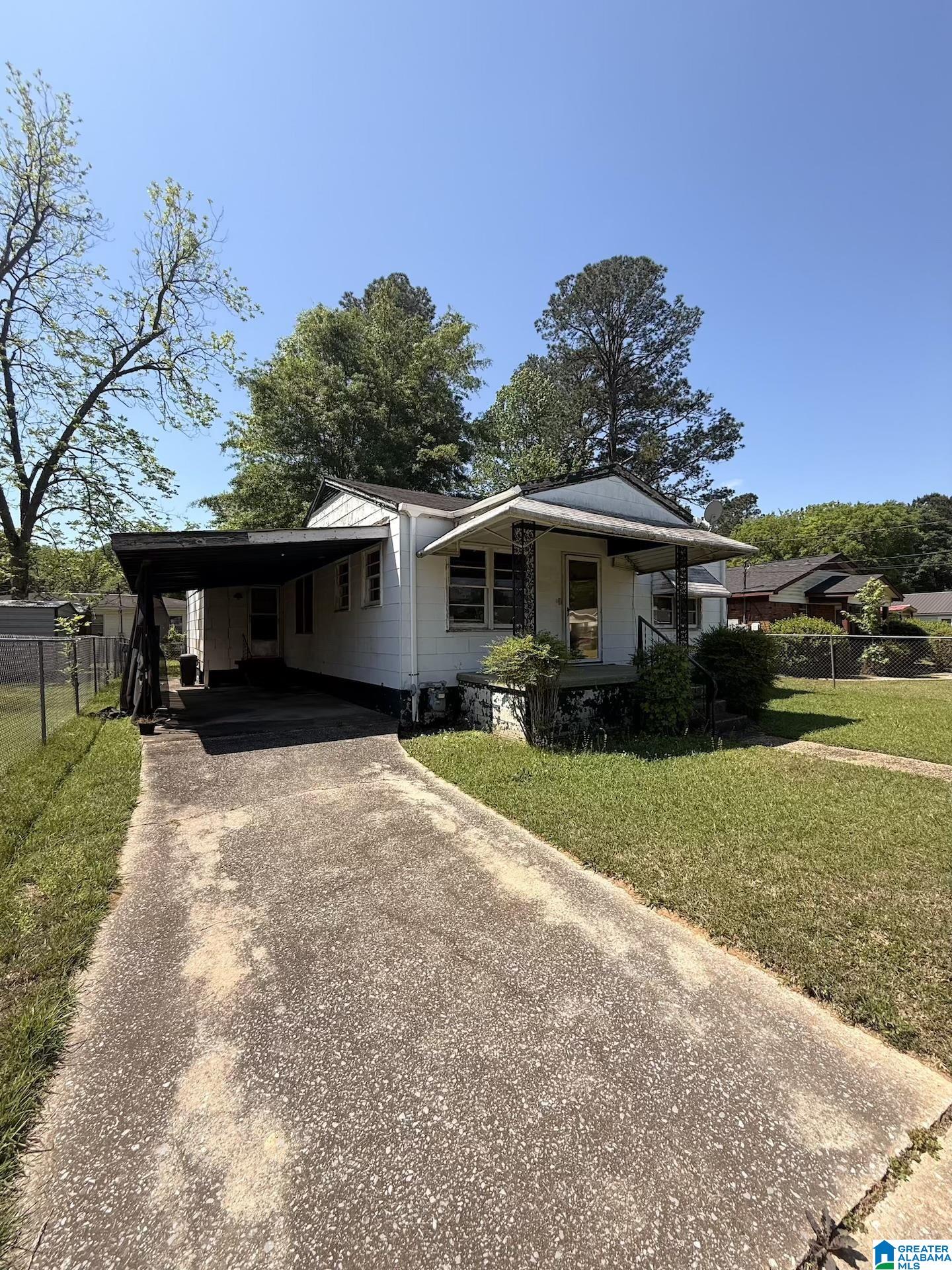 40 WASHINGTON SQUARE