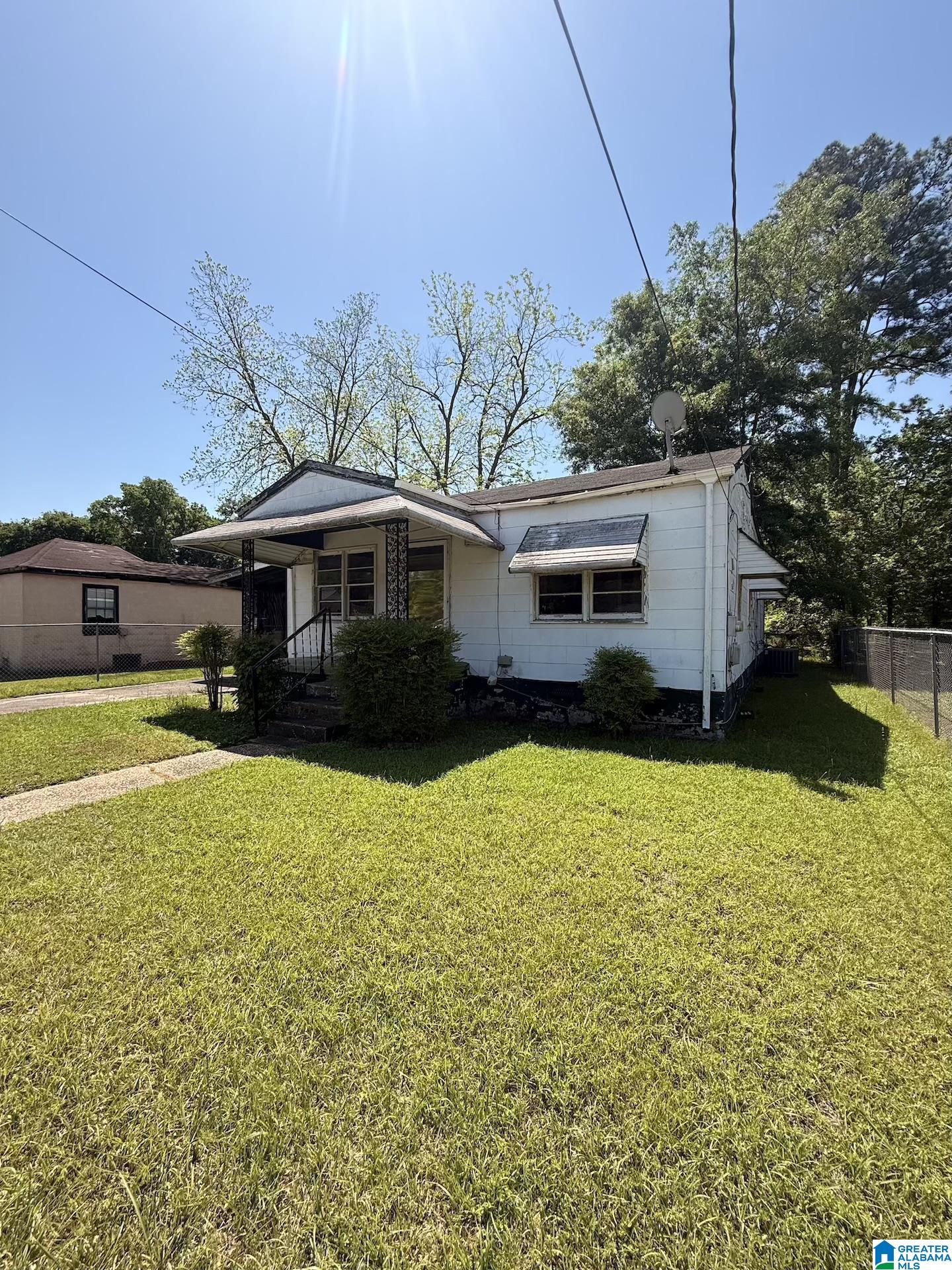 40 WASHINGTON SQUARE