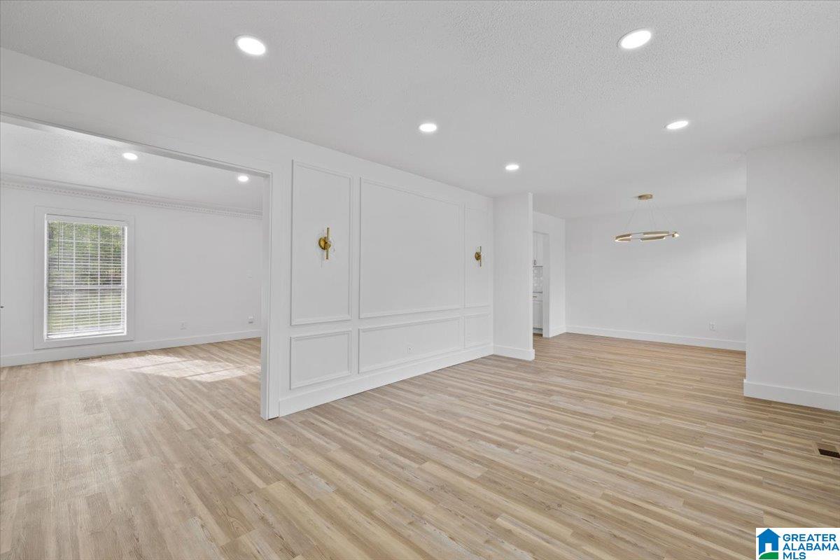 3520 RIDGEVIEW DRIVE