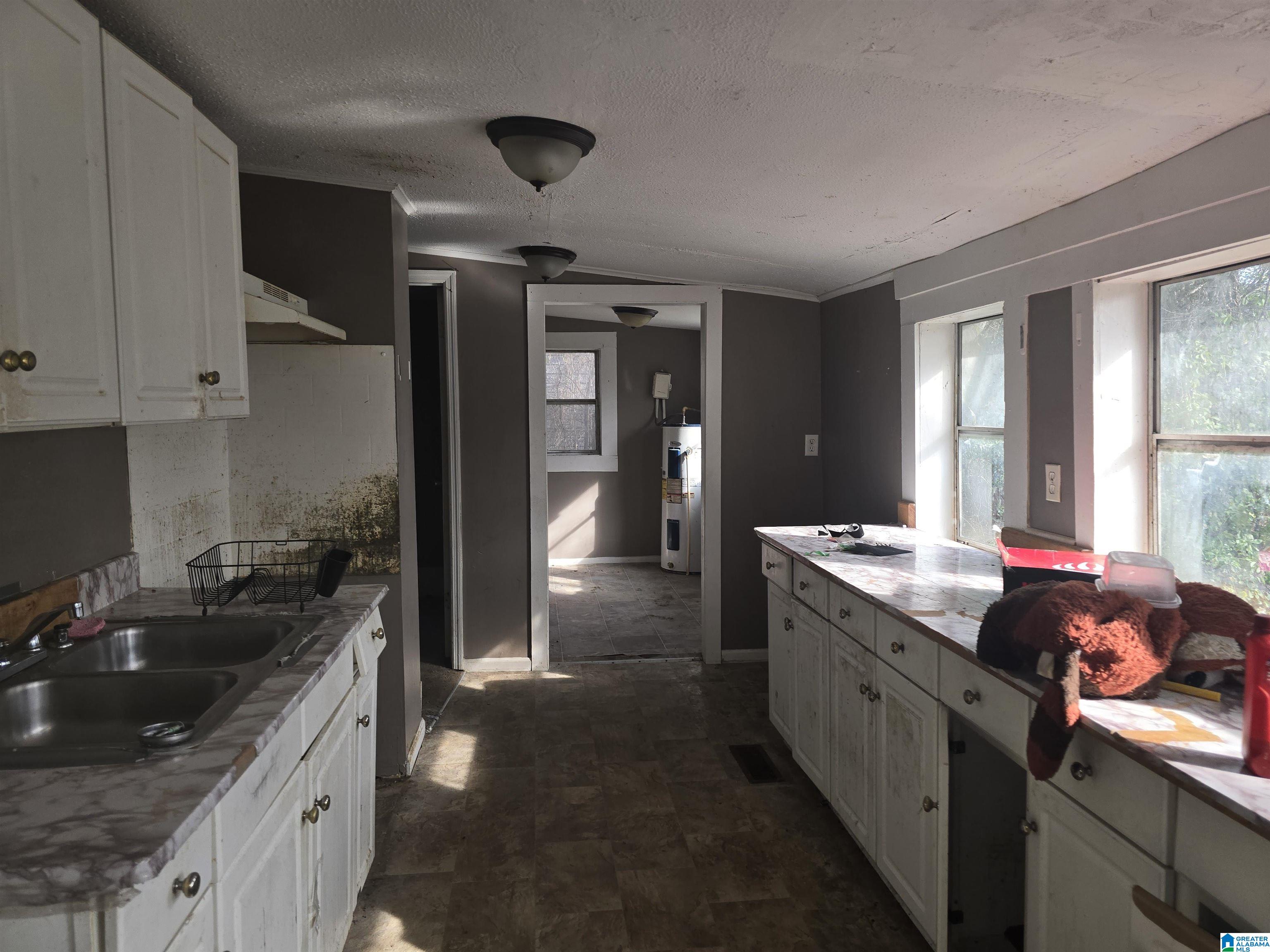 1515 ARLINGTON AVENUE