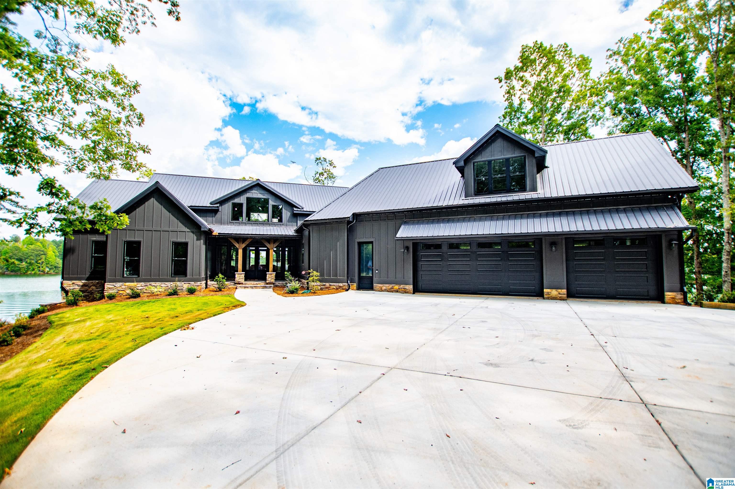 414 FOX CREEK TRACE