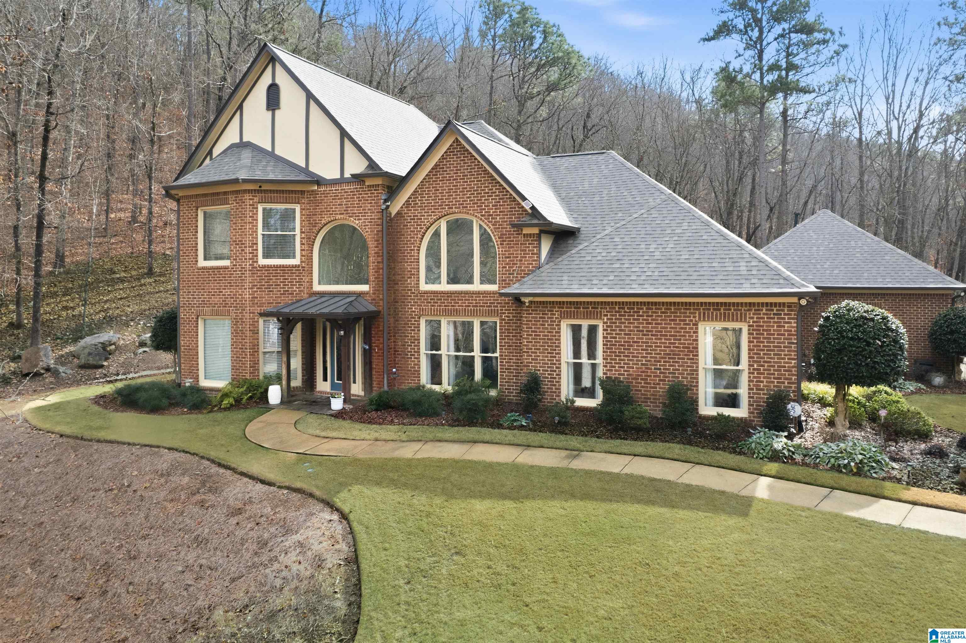 301 GREYSTONE GLEN CIRCLE