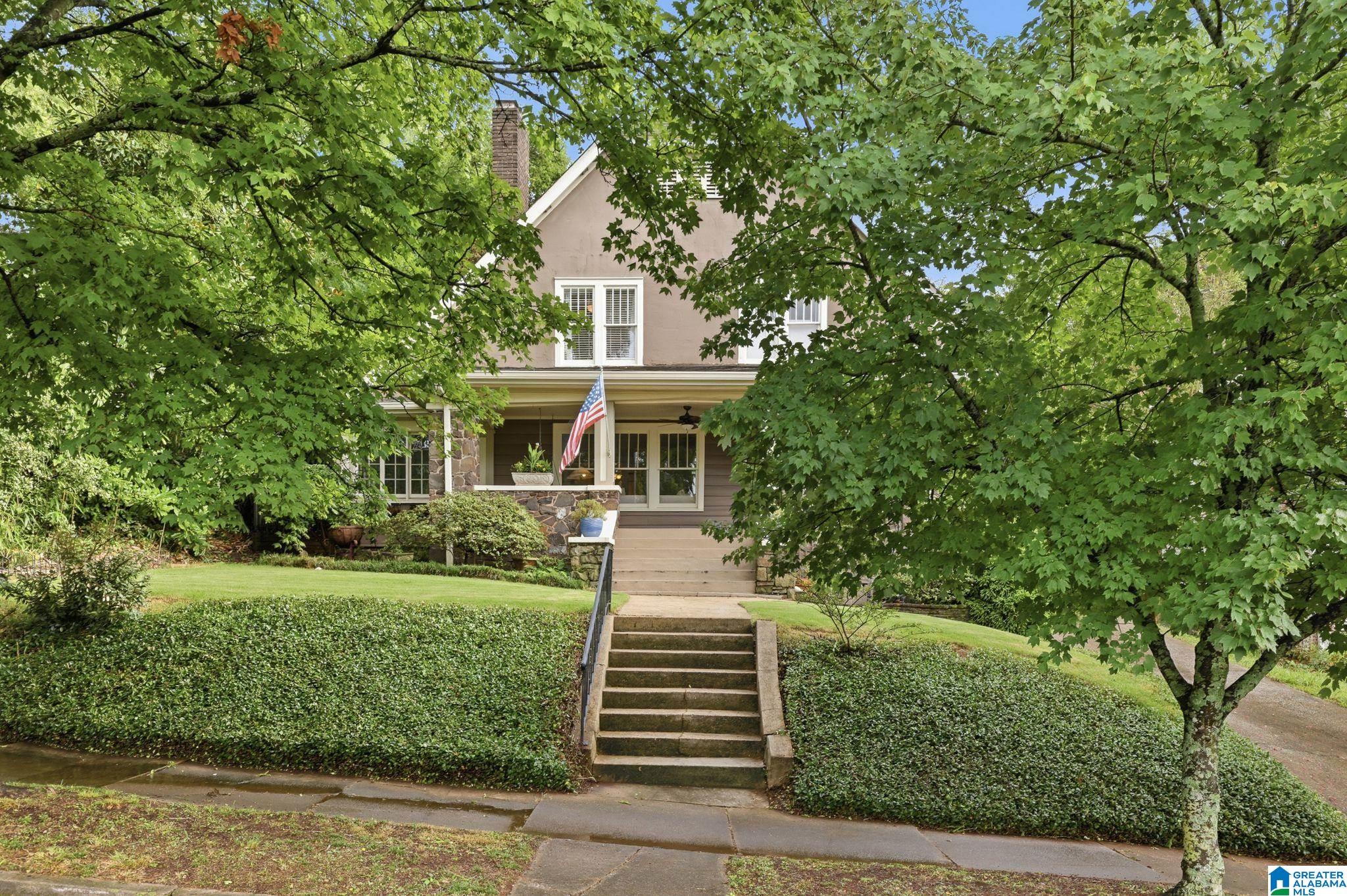 2717 CALDWELL AVENUE S