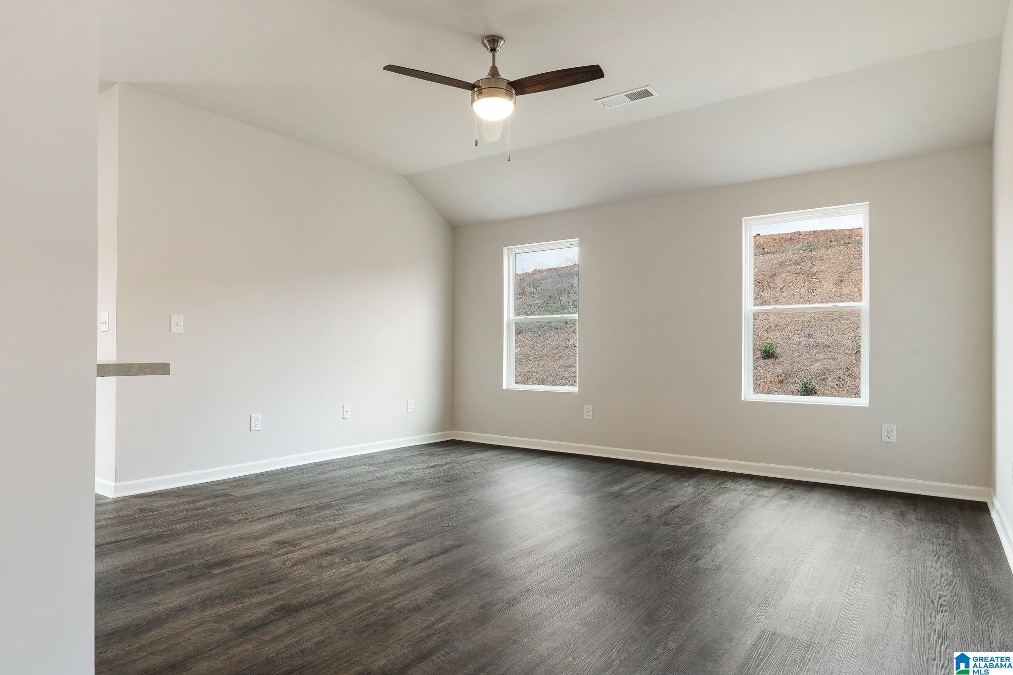 409 BUCKHORN LANE