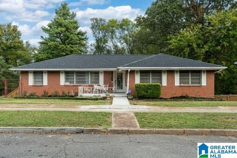 Photo of 3100 Norwood Boulevard, BIRMINGHAM, AL 35234 (MLS # 21448360)