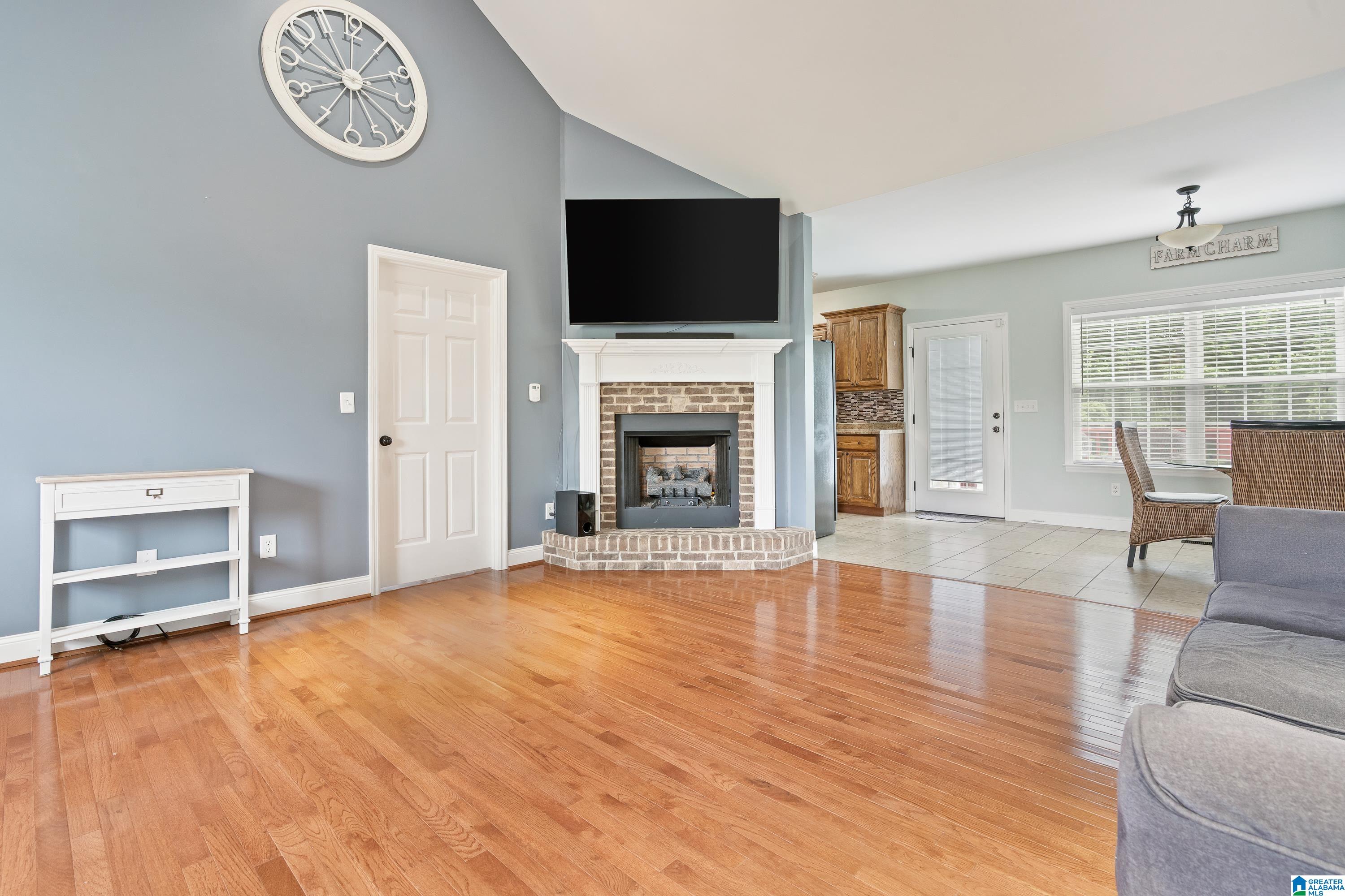 180 THORNBERRY DRIVE