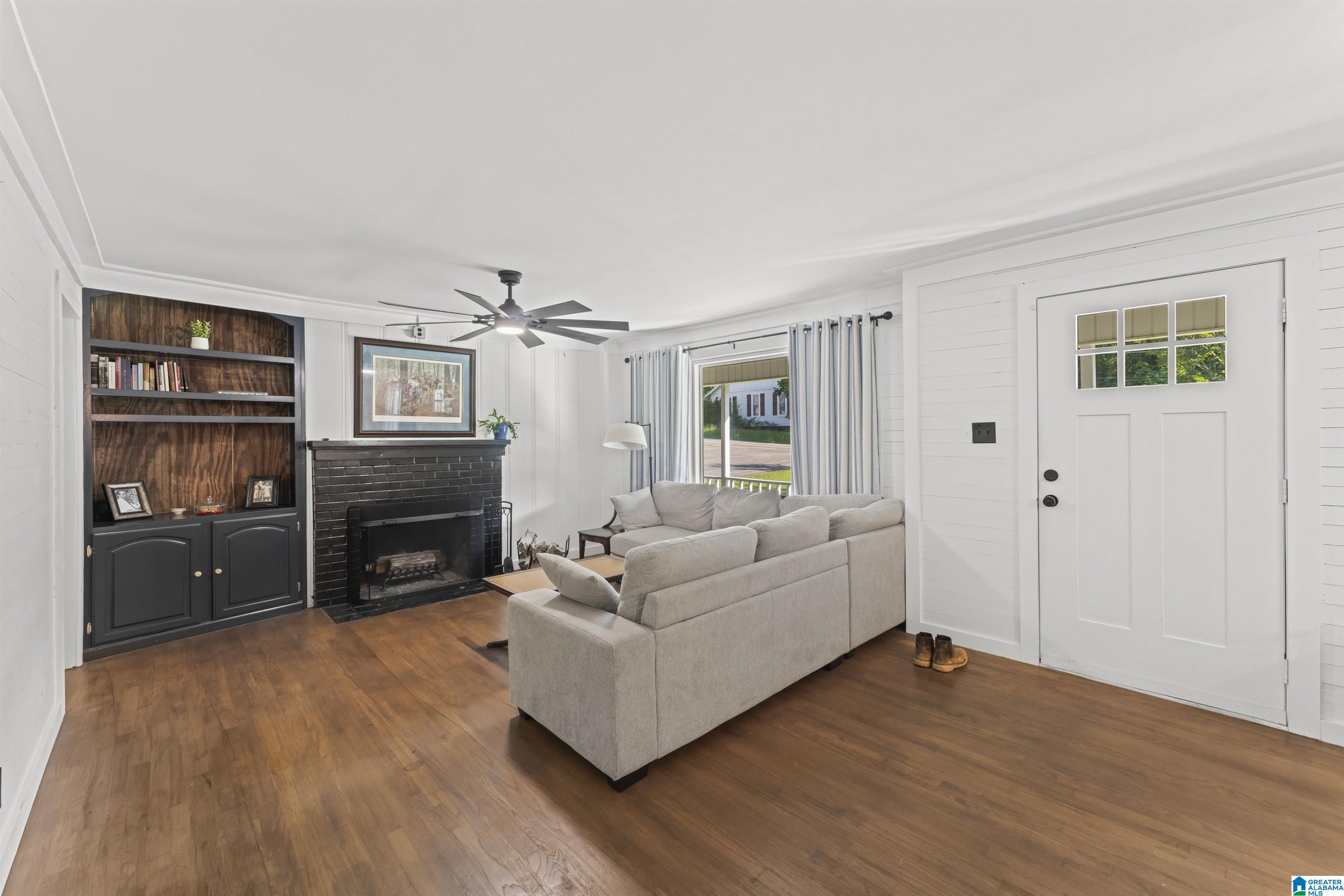 233 VILLAGE SPRINGS ROAD