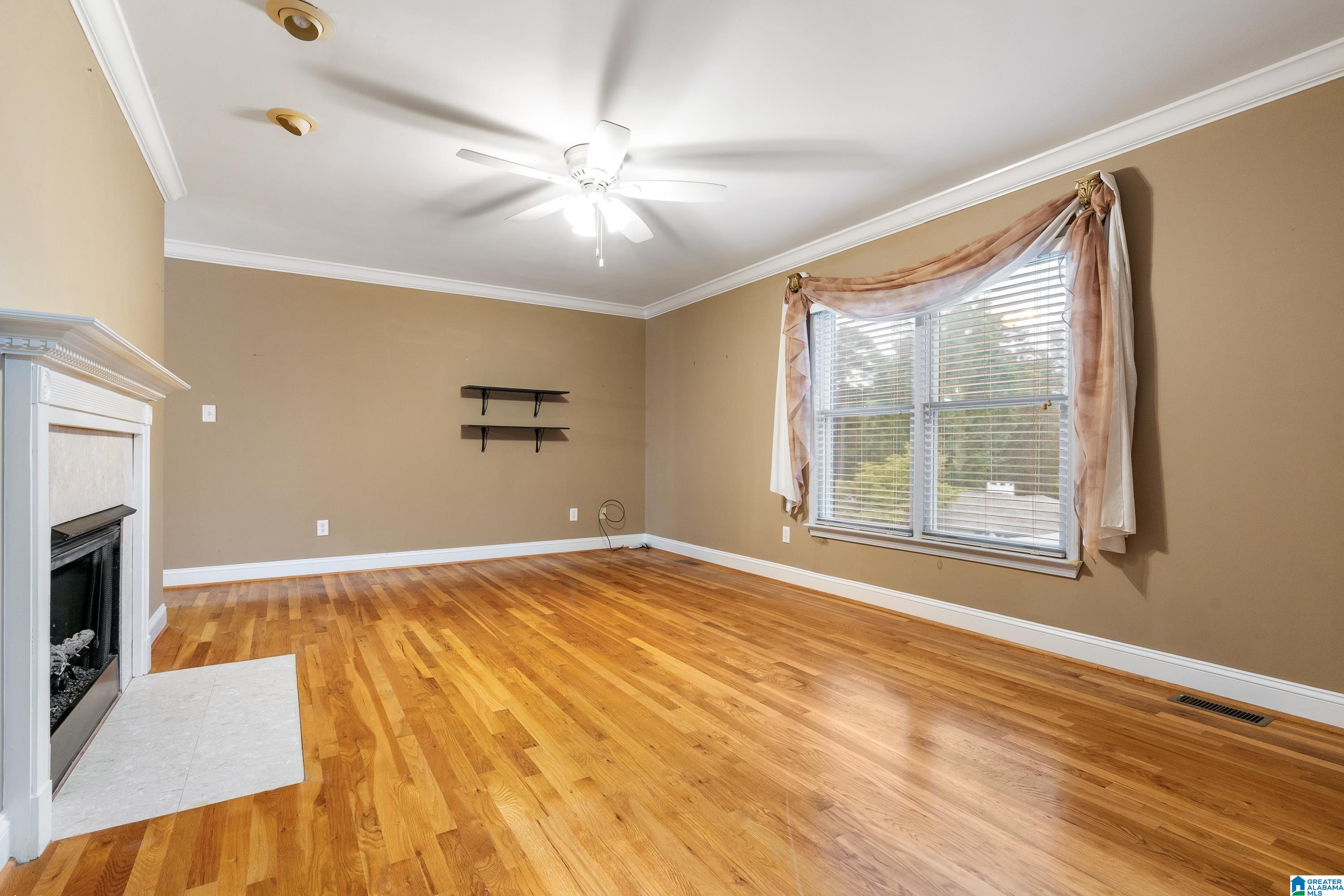1124 S SHADESVIEW TERRACE