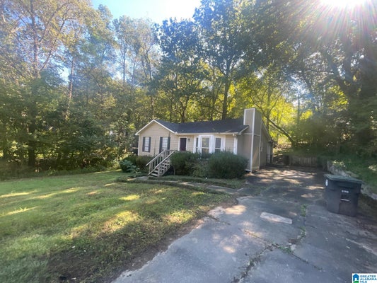 1045 ALICIA DR, BIRMINGHAM, AL 35215 - Image 22ca9ce8d26e49b05cf0d228da59f22e/70867713