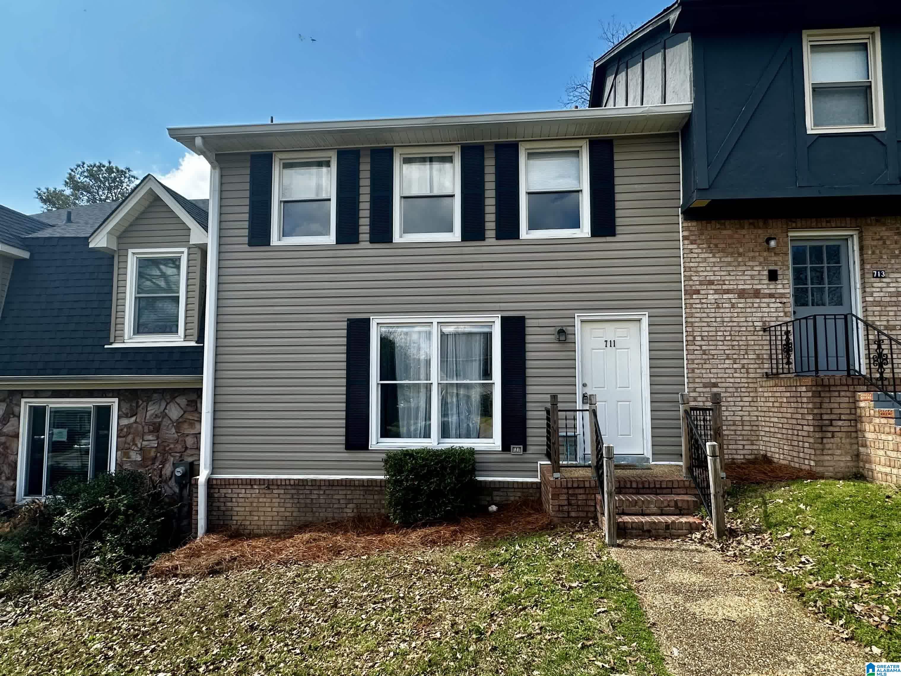 711 CAHABA MANOR DRIVE