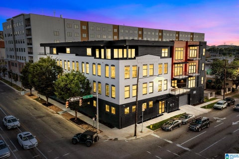 Photo of 1329 4th Avenue S #404, BIRMINGHAM, AL 35233 (MLS # 21439672)