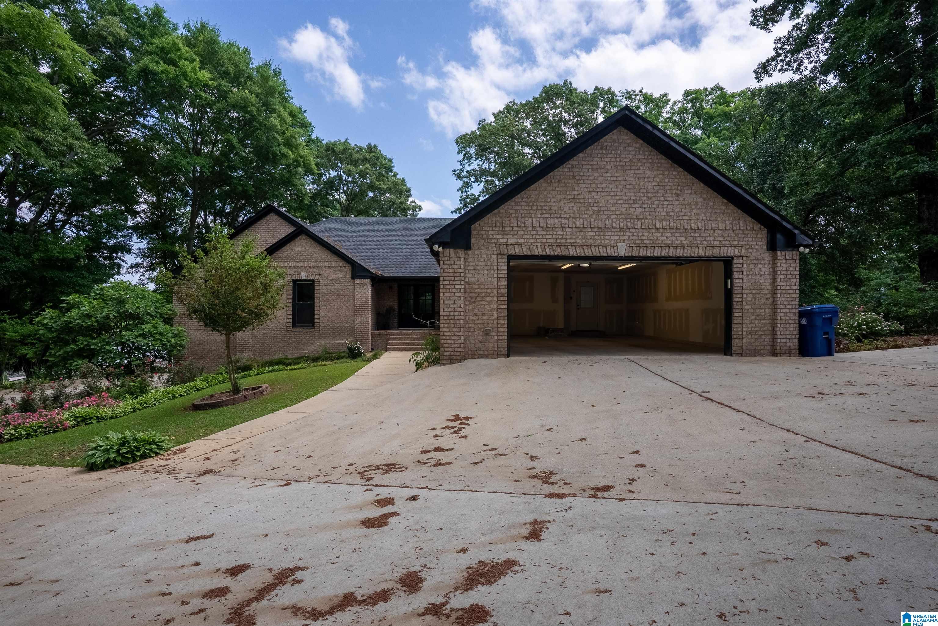 5804 LEE ROAD