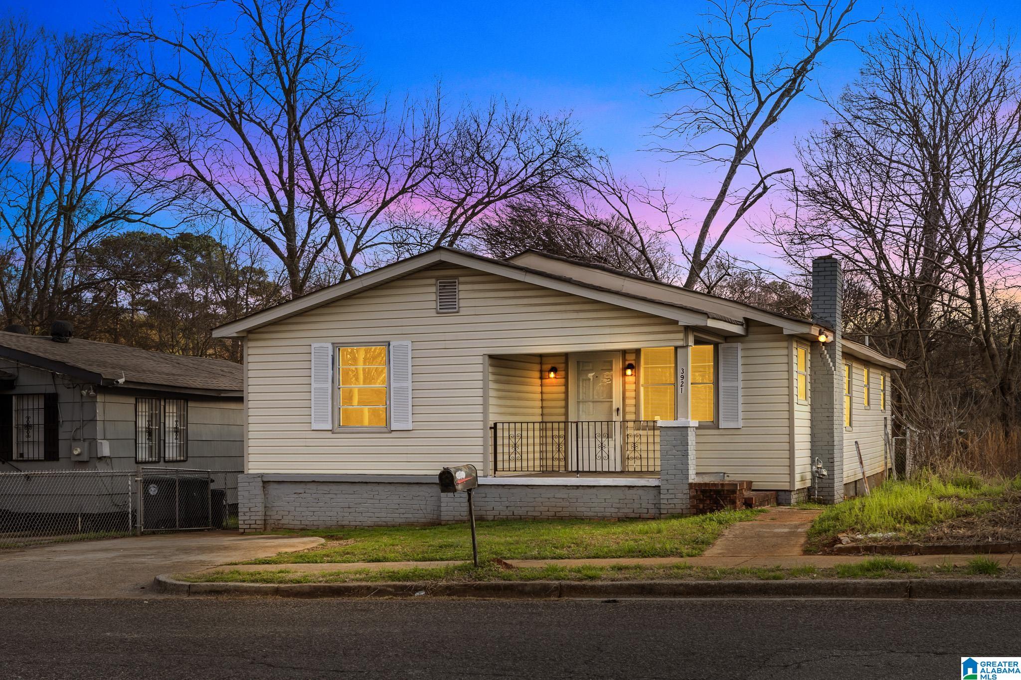 3921 RUTLEDGE AVENUE SW