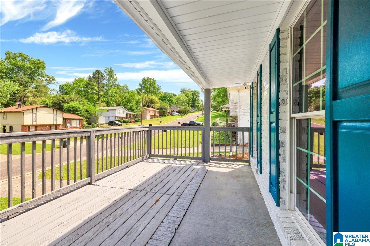 801 COUNTRY VIEW COURT